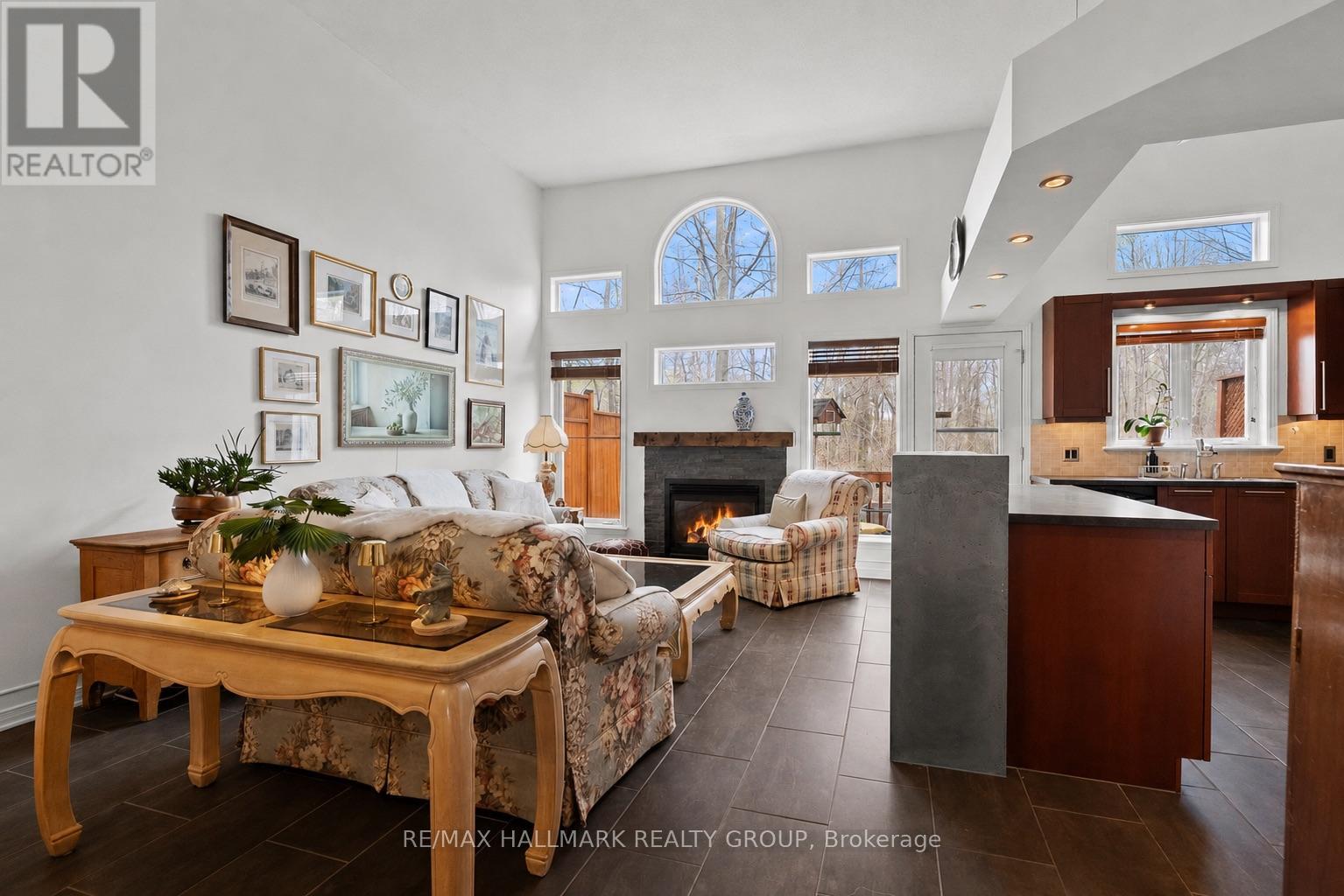 243 Gladeview Private, Ottawa, Ontario  K1T 4A7 - Photo 10 - X13091766