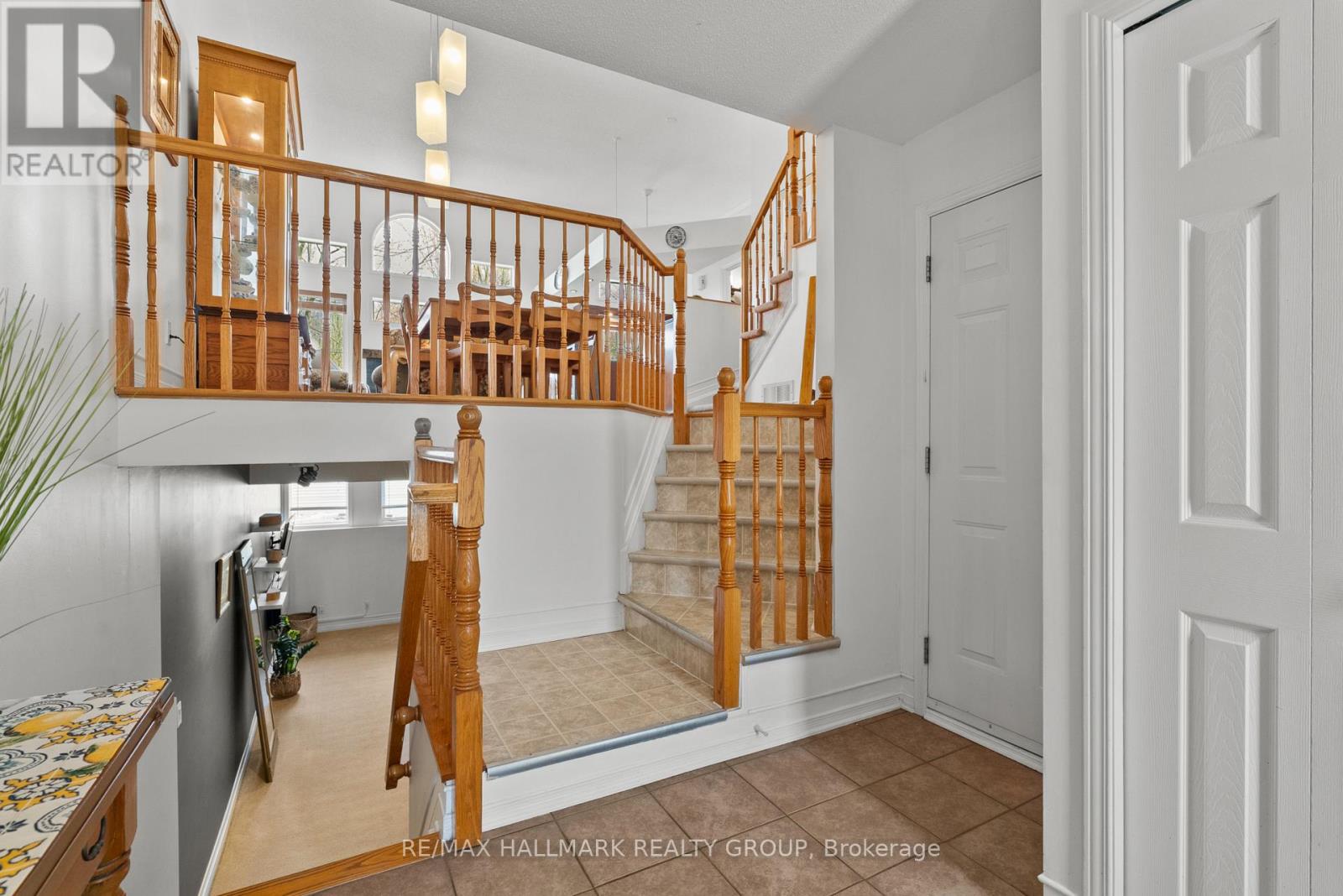 243 Gladeview Private, Ottawa, Ontario  K1T 4A7 - Photo 7 - X13091766