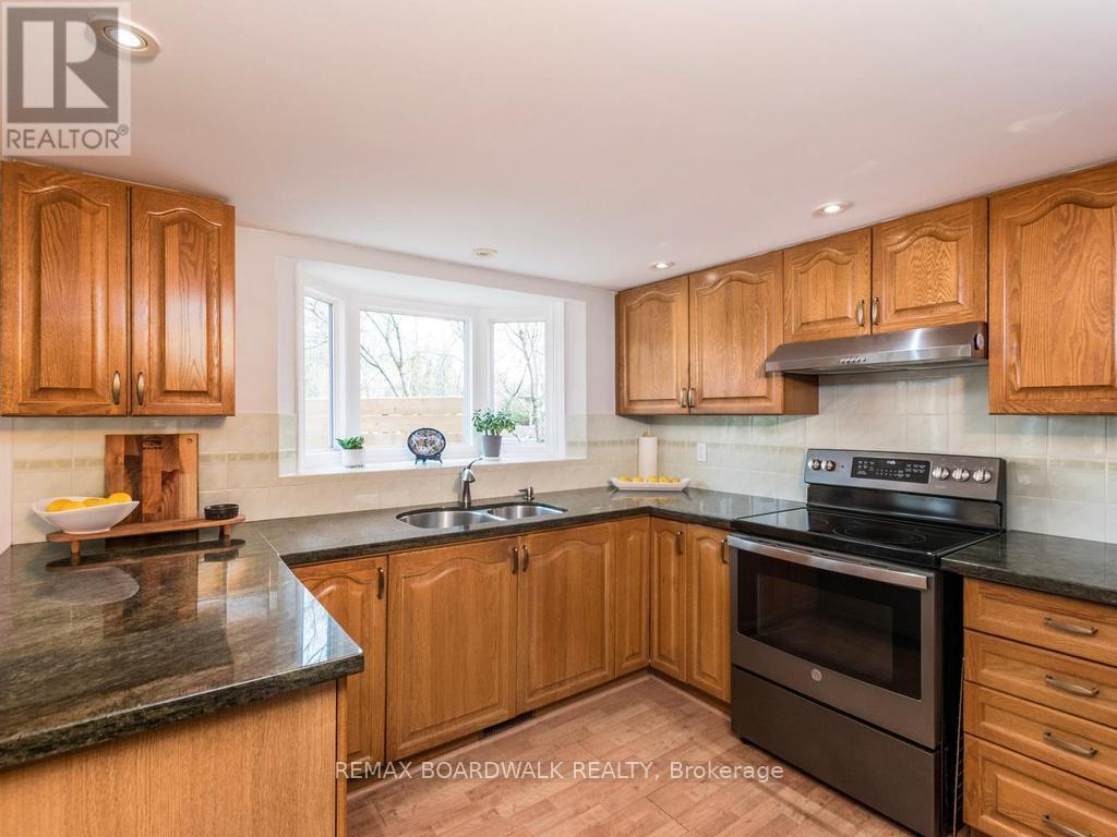 42 Slade Crescent, Ottawa, Ontario  K2K 2K9 - Photo 15 - X13092470