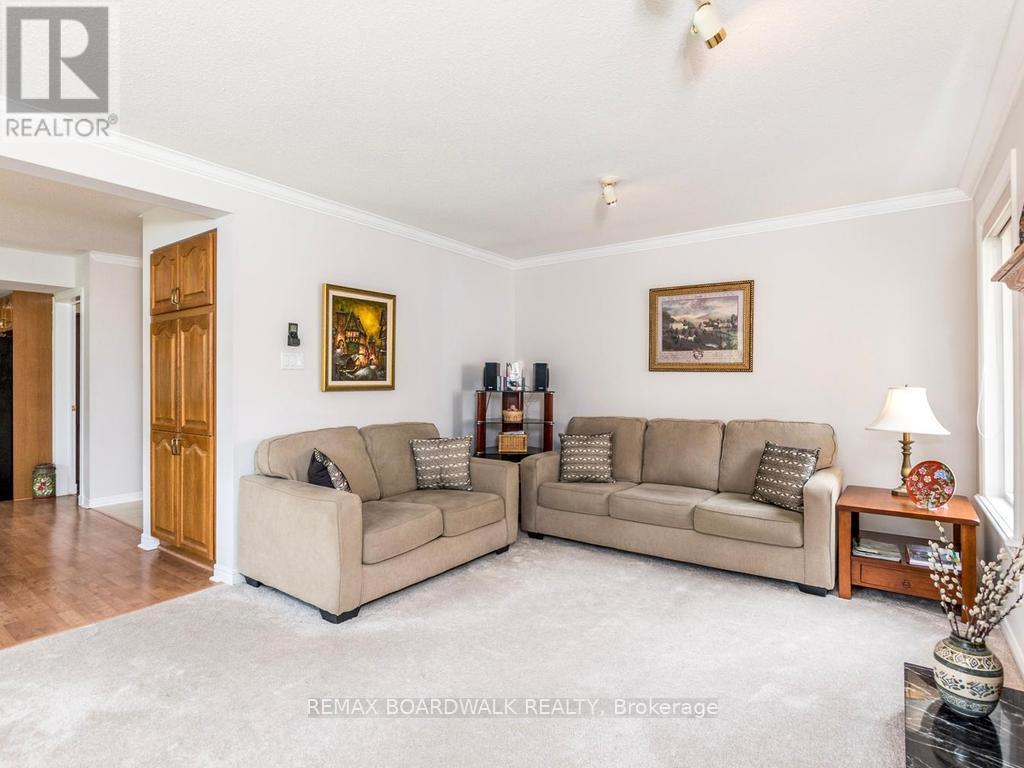 42 Slade Crescent, Ottawa, Ontario  K2K 2K9 - Photo 18 - X13092470