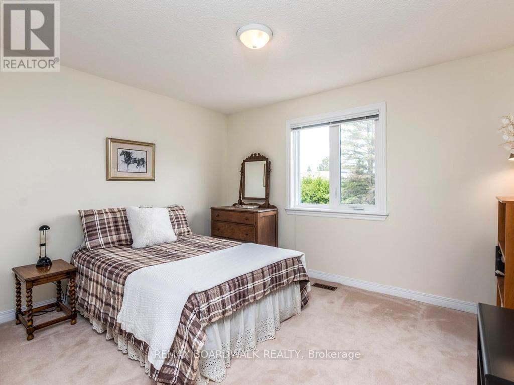 42 Slade Crescent, Ottawa, Ontario  K2K 2K9 - Photo 28 - X13092470