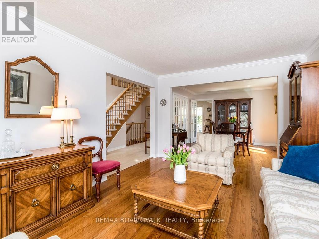 42 Slade Crescent, Ottawa, Ontario  K2K 2K9 - Photo 7 - X13092470