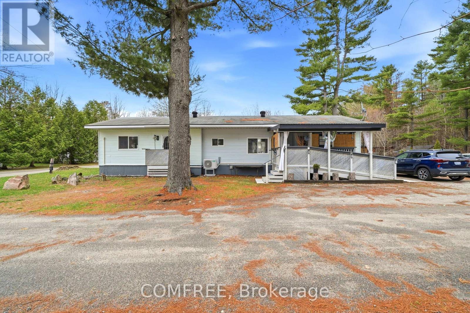 402 - 1713 HWY 11 S, Gravenhurst, Ontario
