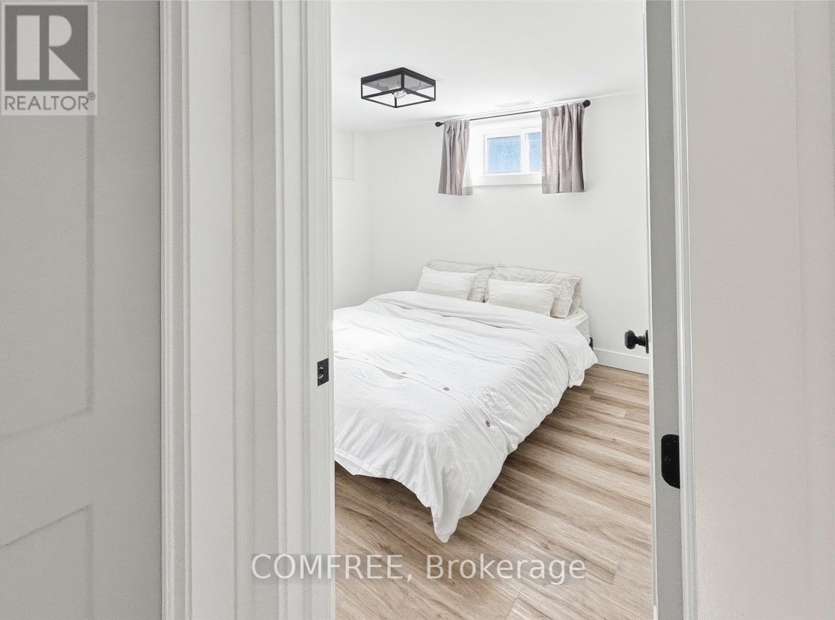 70 Gunn Street, Barrie, Ontario  L4M 2H5 - Photo 15 - S13092780