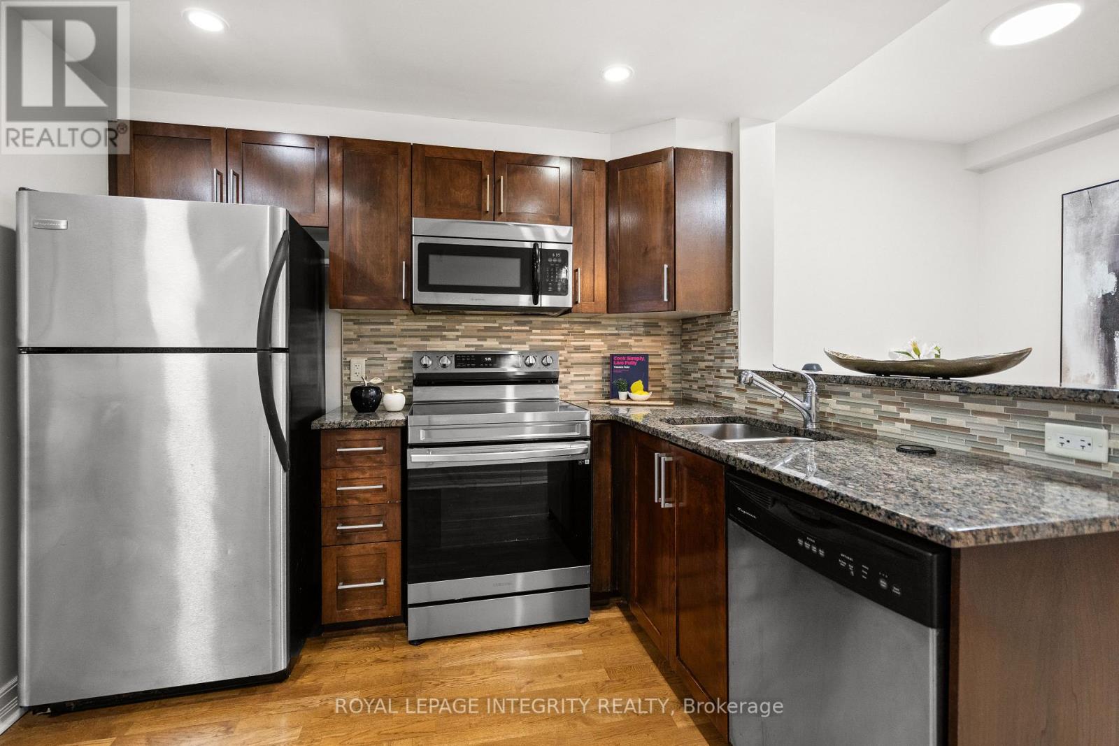 710 - 200 Besserer Street, Ottawa, Ontario  K1N 0A7 - Photo 8 - X13094240