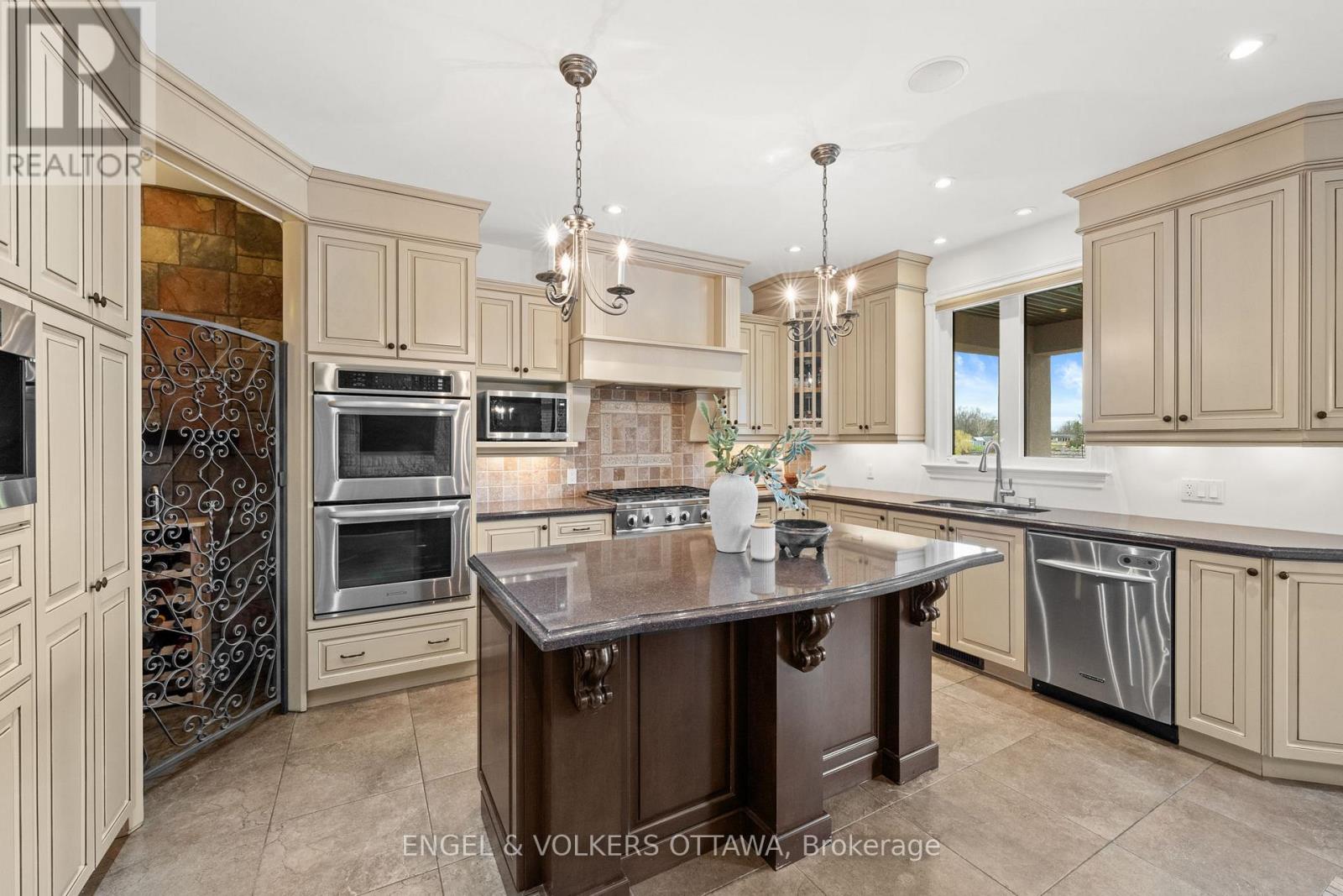 25 Winding Way, Ottawa, Ontario  K2C 3H1 - Photo 12 - X13094688