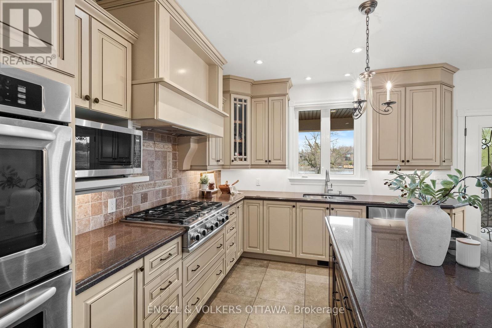 25 Winding Way, Ottawa, Ontario  K2C 3H1 - Photo 13 - X13094688