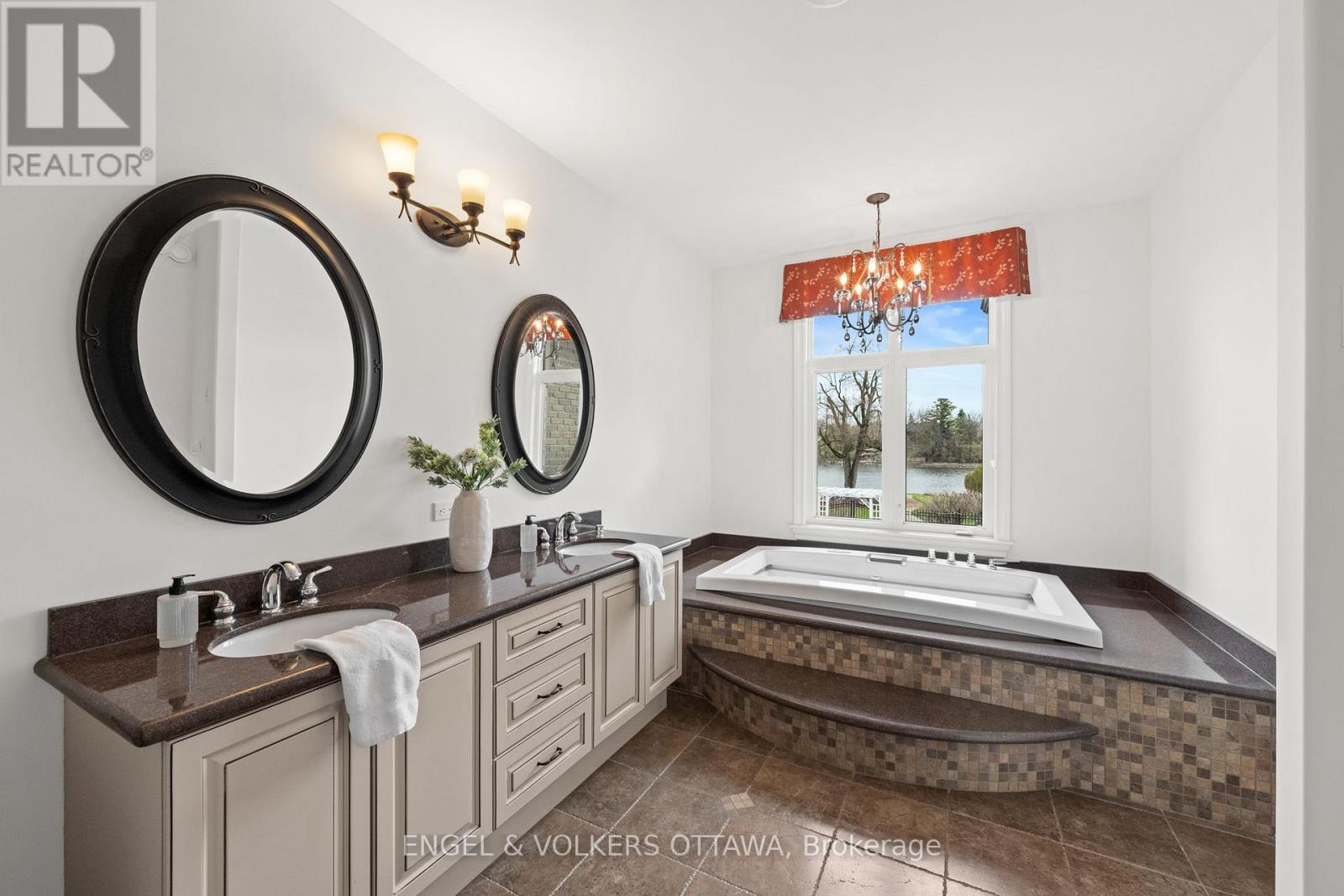 25 Winding Way, Ottawa, Ontario  K2C 3H1 - Photo 19 - X13094688