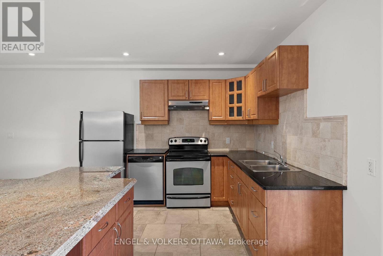 25 Winding Way, Ottawa, Ontario  K2C 3H1 - Photo 28 - X13094688