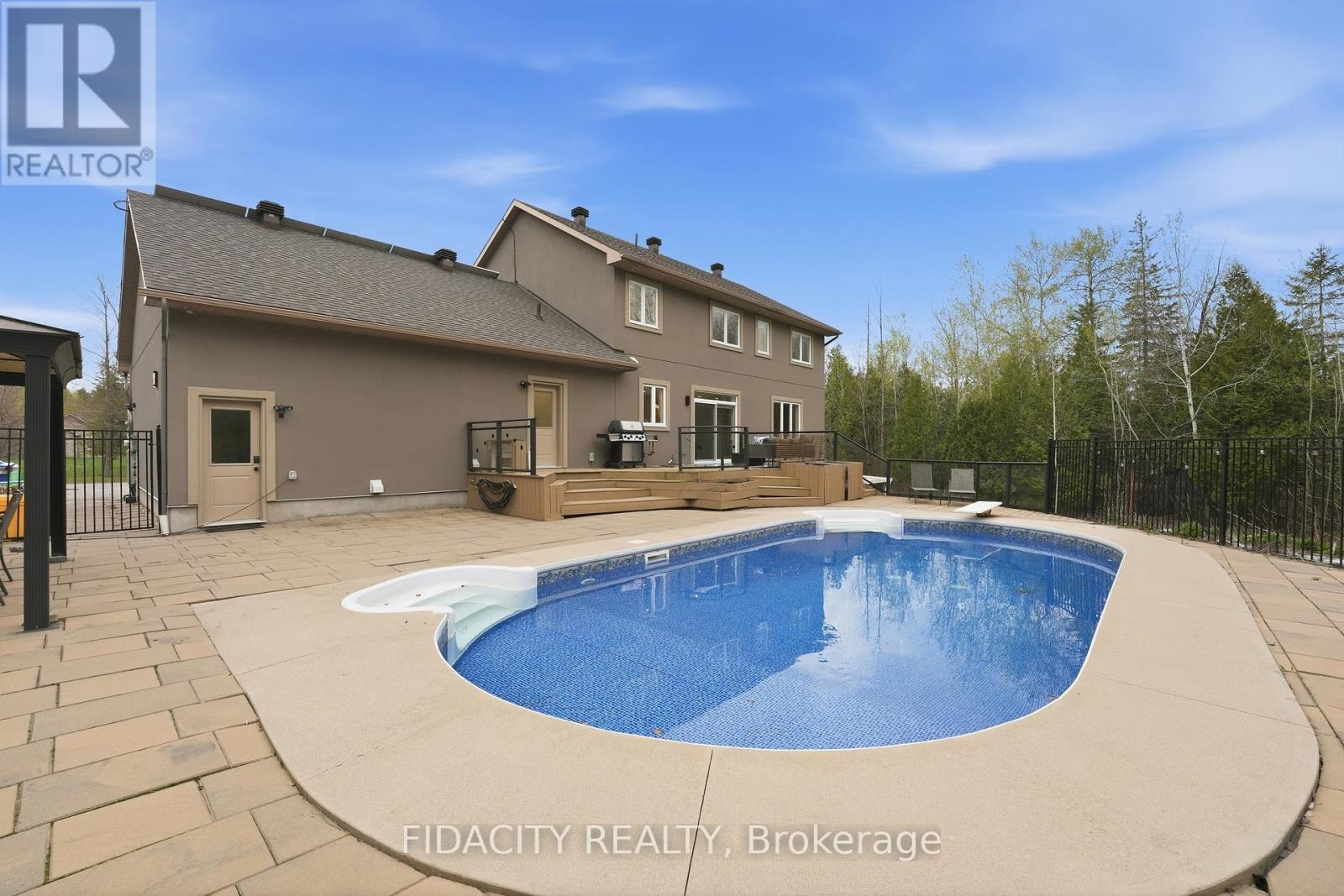101 Sentinel Pine Way, Ottawa, Ontario  K0A 1L0 - Photo 37 - X13095568