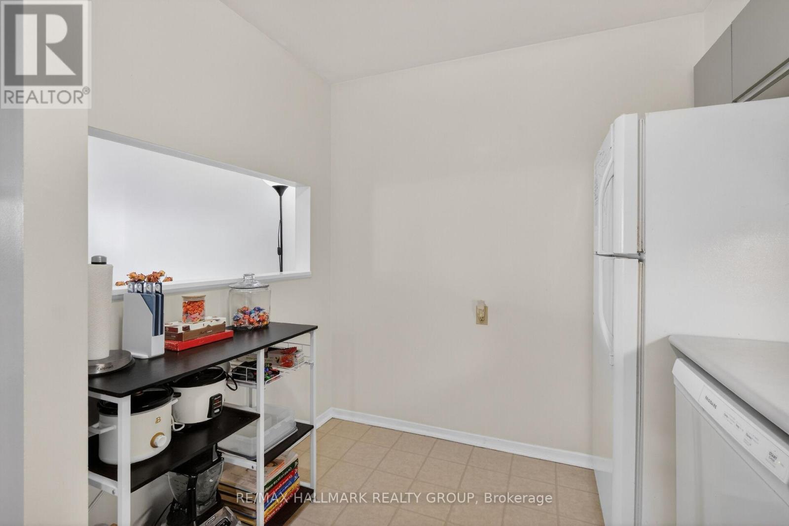 102 - 280 Brittany Drive, Ottawa, Ontario  K1K 4M4 - Photo 10 - X13095686