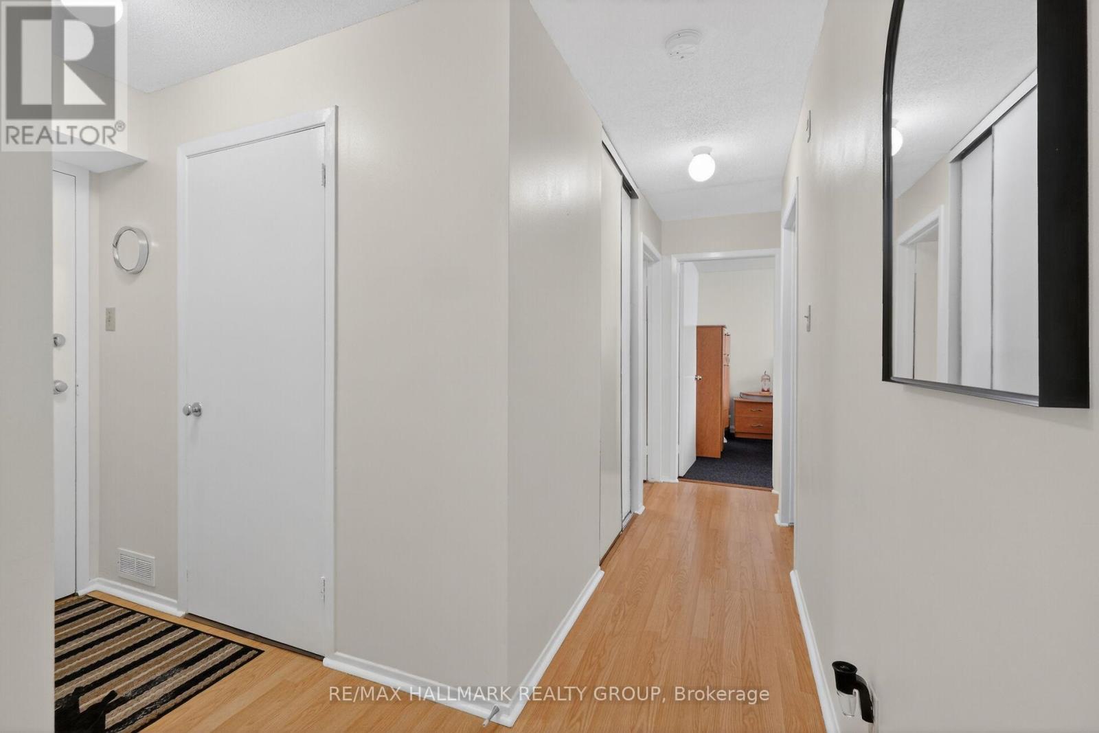 102 - 280 Brittany Drive, Ottawa, Ontario  K1K 4M4 - Photo 12 - X13095686