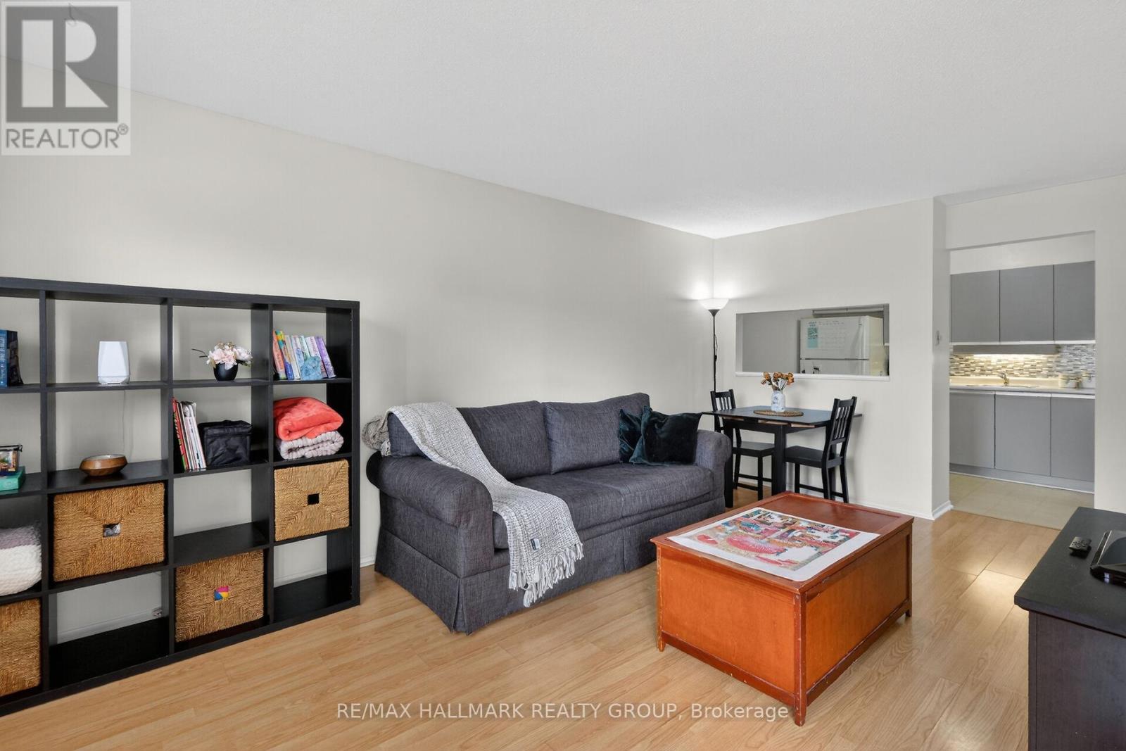 102 - 280 Brittany Drive, Ottawa, Ontario  K1K 4M4 - Photo 4 - X13095686