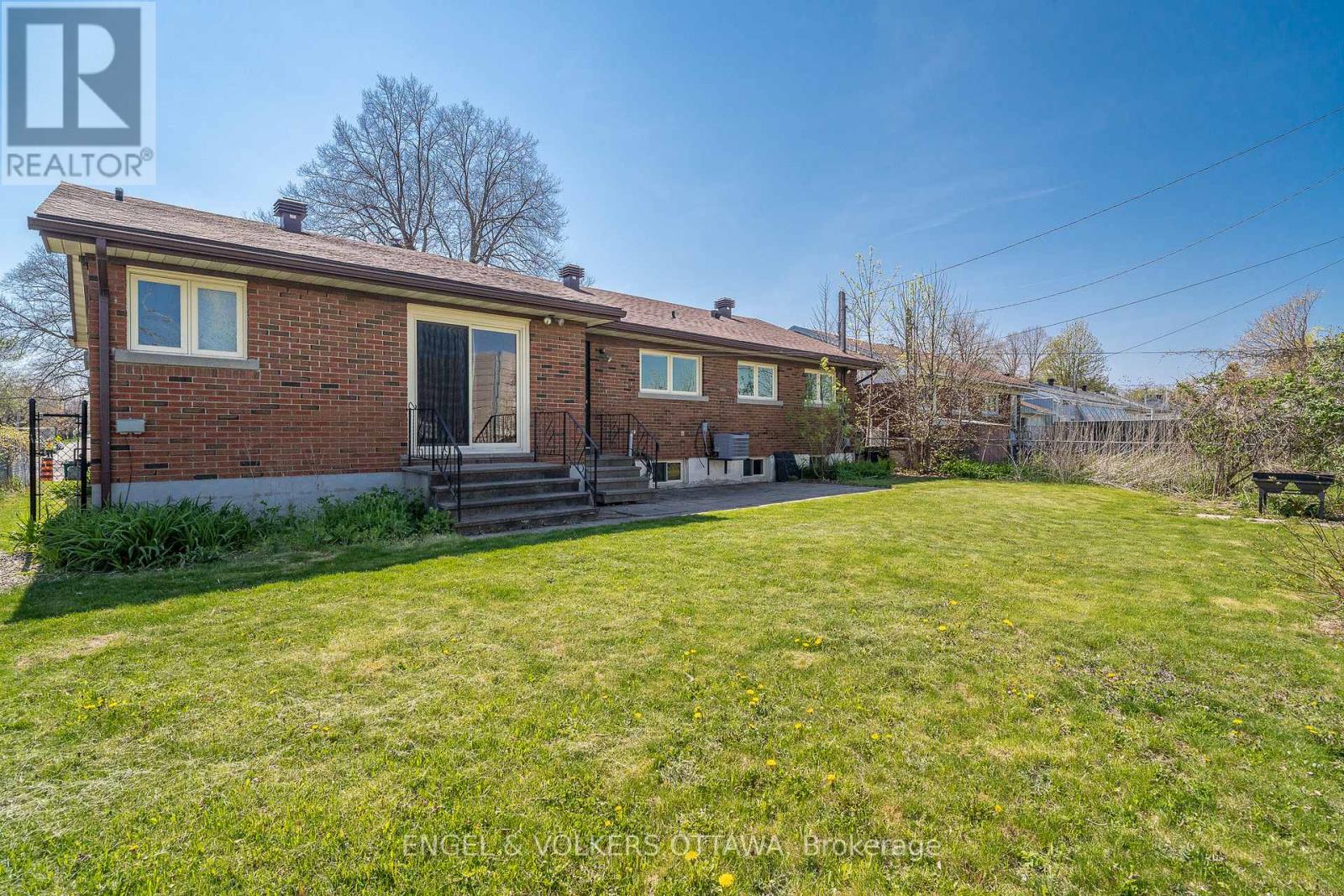 989 Connaught Avenue, Ottawa, Ontario  K2B 5M7 - Photo 13 - X13095844