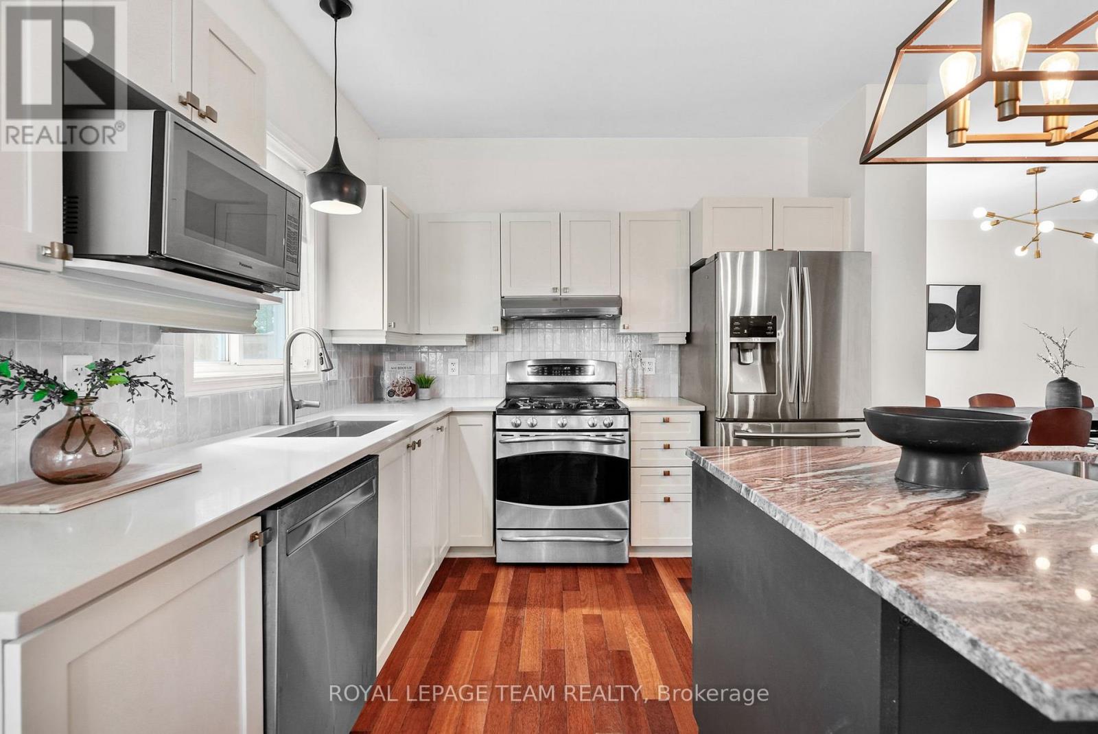2122 Saunders Avenue, Ottawa, Ontario  K2A 4C7 - Photo 14 - X13096644