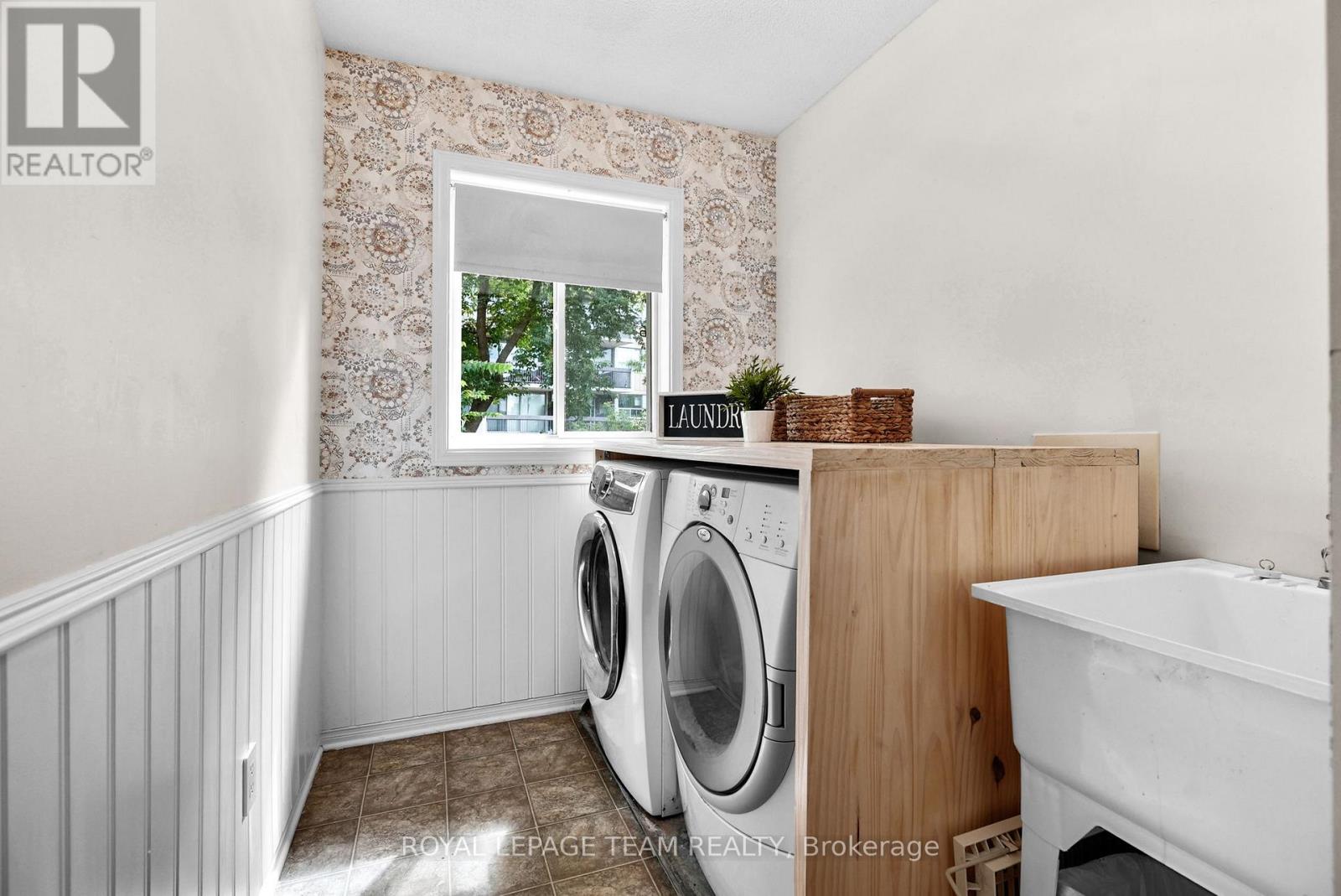 2122 Saunders Avenue, Ottawa, Ontario  K2A 4C7 - Photo 24 - X13096644