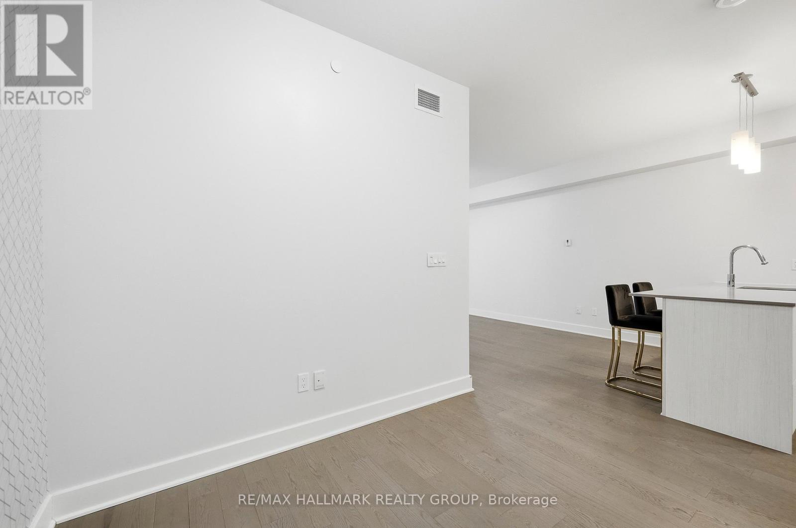 106 - 255 Bay Street, Ottawa, Ontario  K1R 0C5 - Photo 10 - X13096836