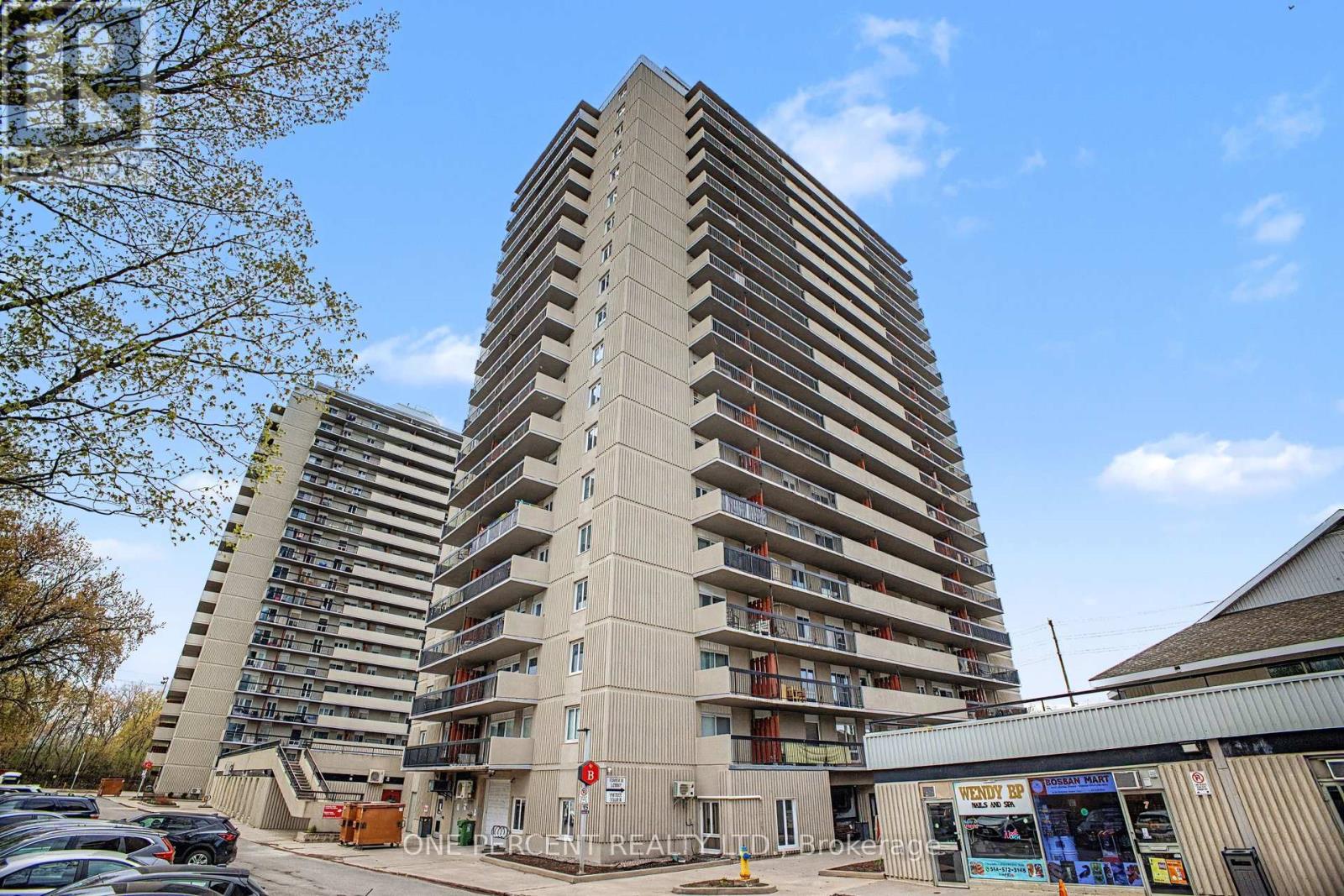 1807 - 158b Mcarthur Avenue, Ottawa, Ontario  K1L 8C9 - Photo 1 - X13097382