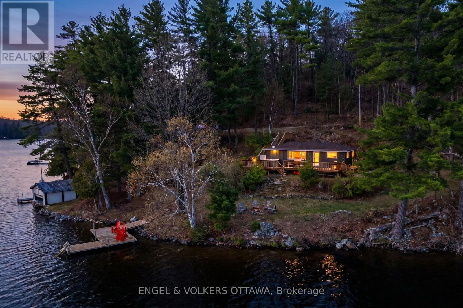 119 EAGLE CREST TRAIL, Greater Madawaska, Ontario