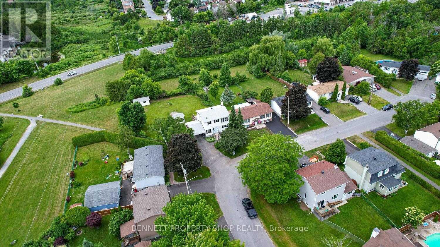 22 Poole Creek Crescent, Ottawa, Ontario  K2S 1T6 - Photo 18 - X13098708