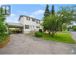 22 POOLE CREEK CRESCENT, Ottawa, Ontario
