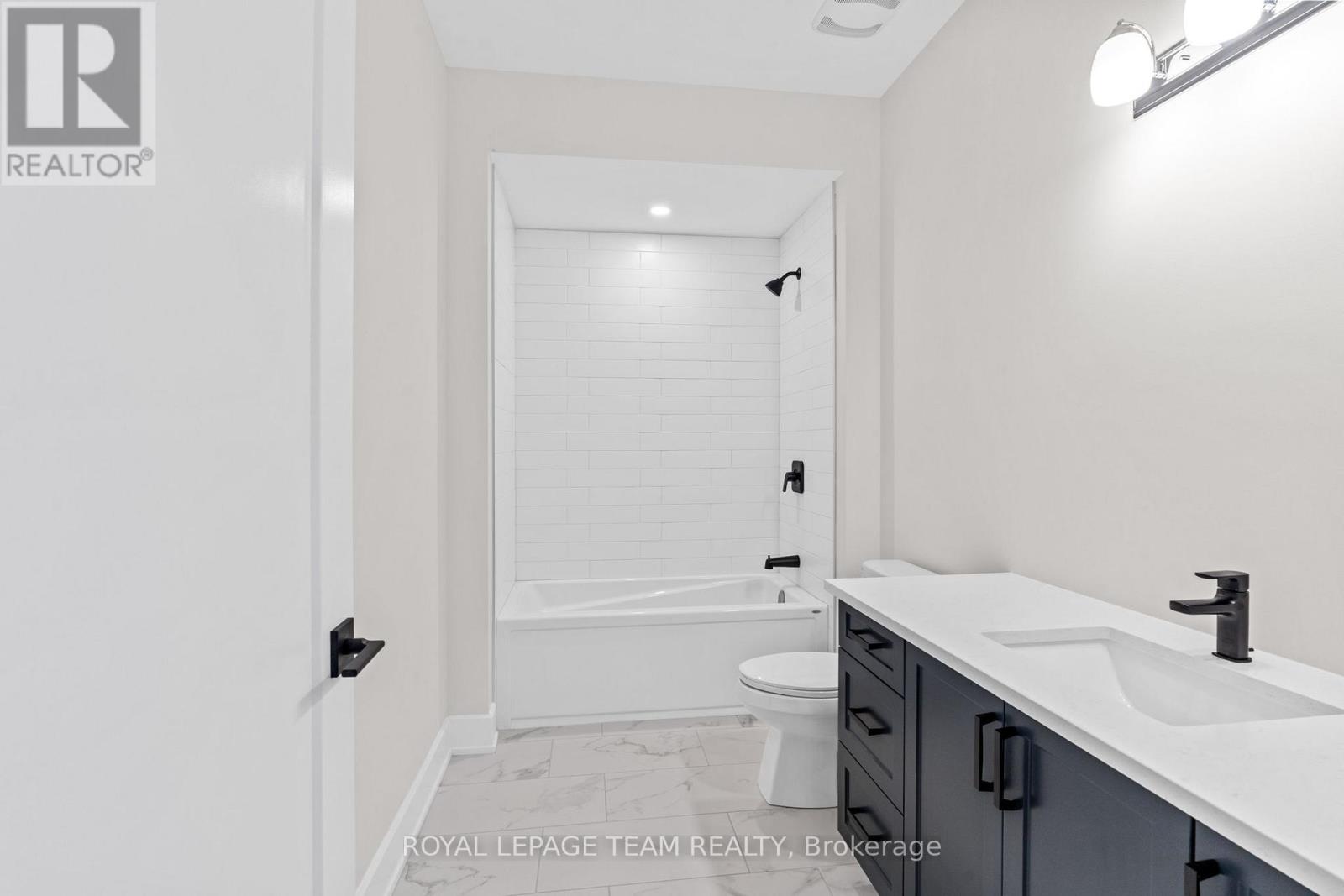 63 Hogan Drive, Mcnab/braeside, Ontario  K7S 0L1 - Photo 31 - X13098886