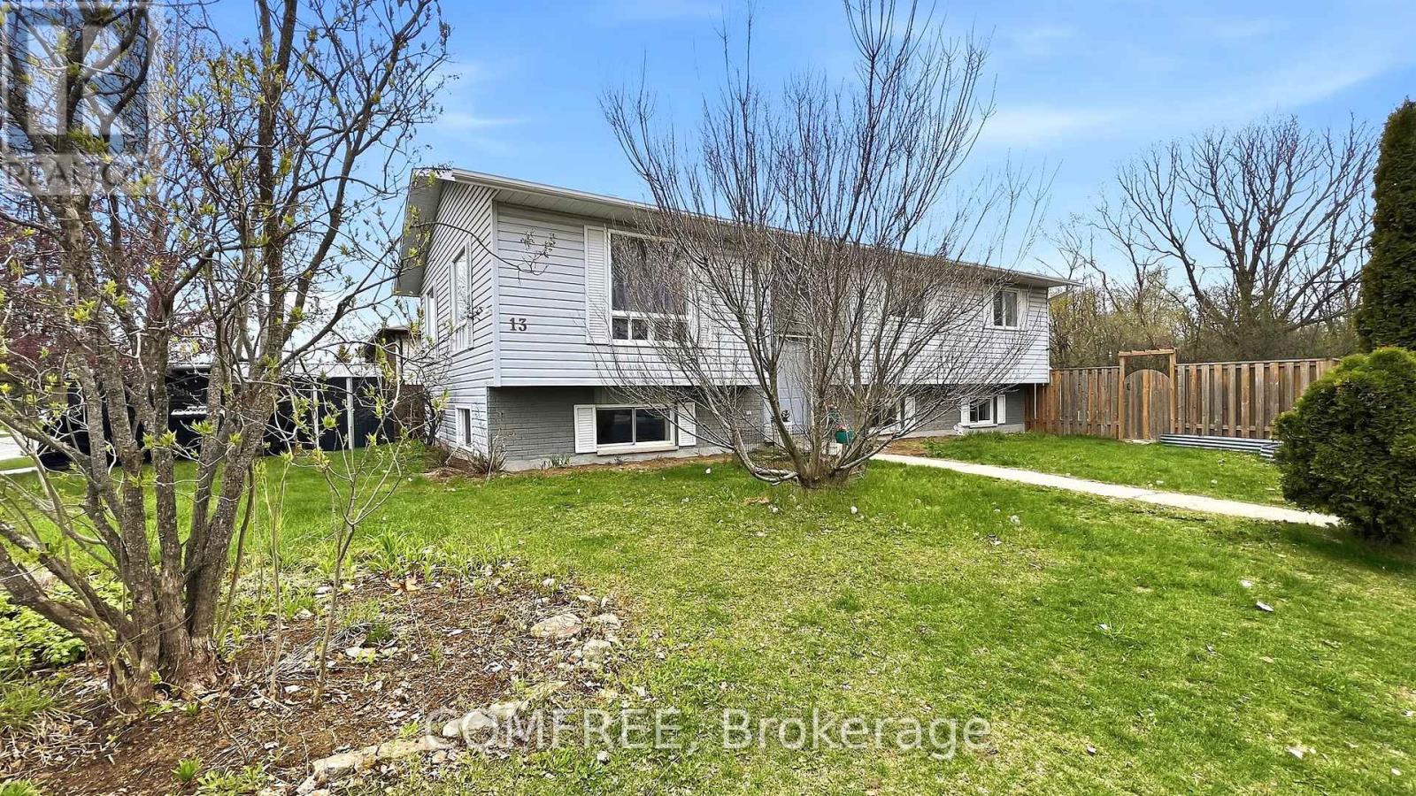 13 PEARL STREET, Smiths Falls, Ontario