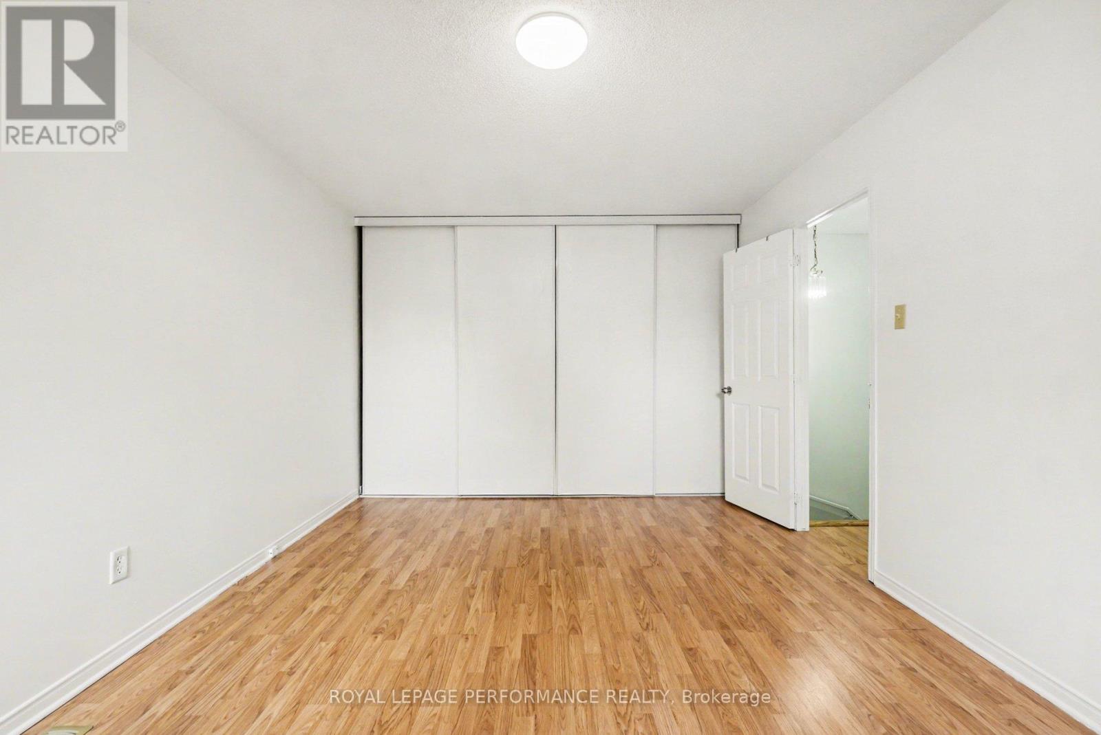 1641 Meadowbrook Road, Ottawa, Ontario  K1B 4W6 - Photo 11 - X13100180
