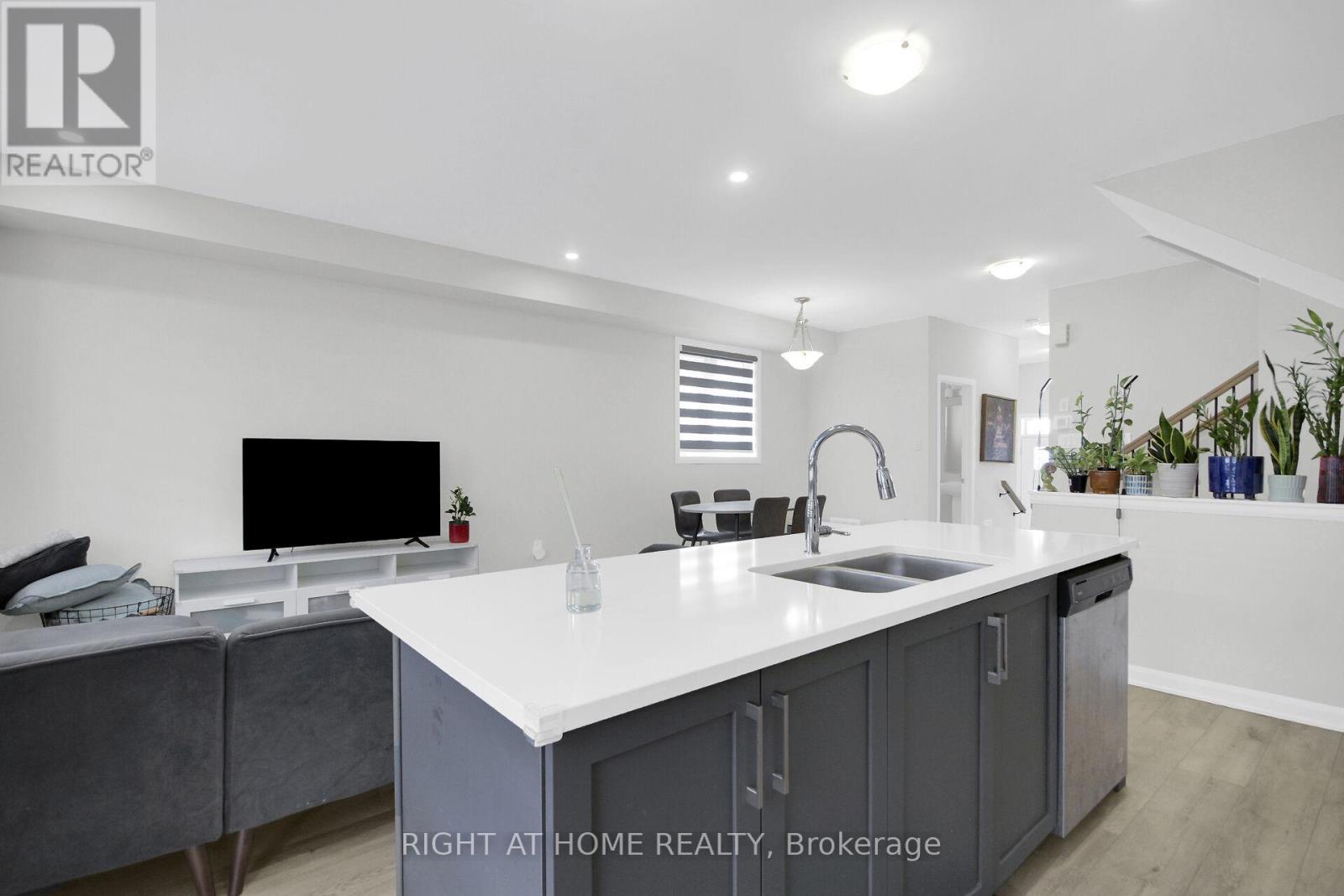 1020 Ballyhale Heights, Ottawa, Ontario  K2J 6Y6 - Photo 20 - X13100184