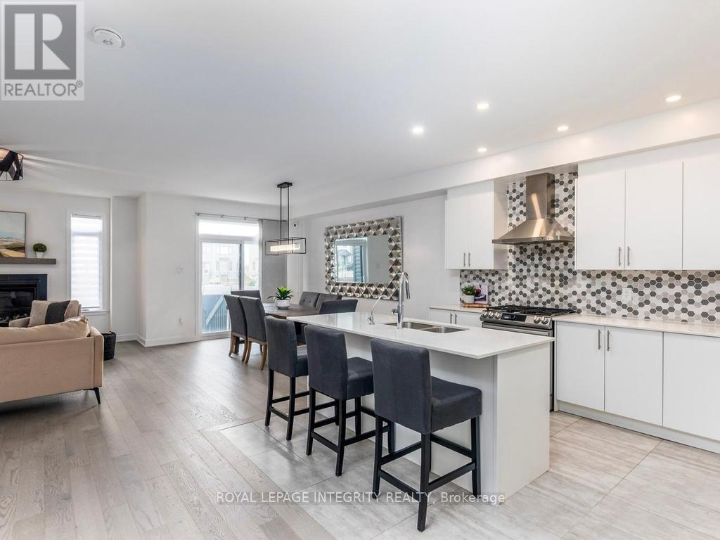 28 Mendoza Way, Ottawa, Ontario  K2S 2S6 - Photo 8 - X13101122