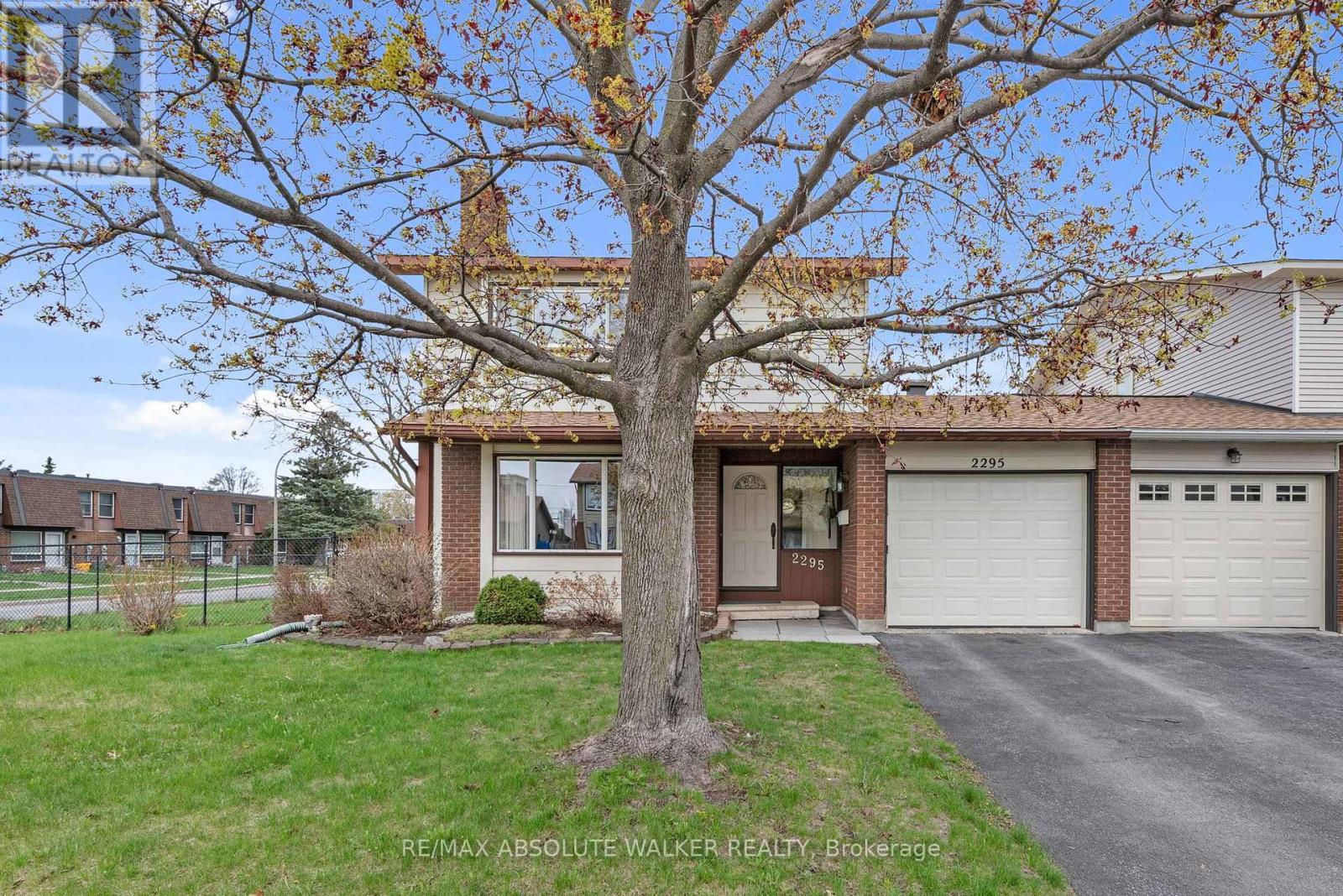 2295 COTTERS CRESCENT, Ottawa, Ontario