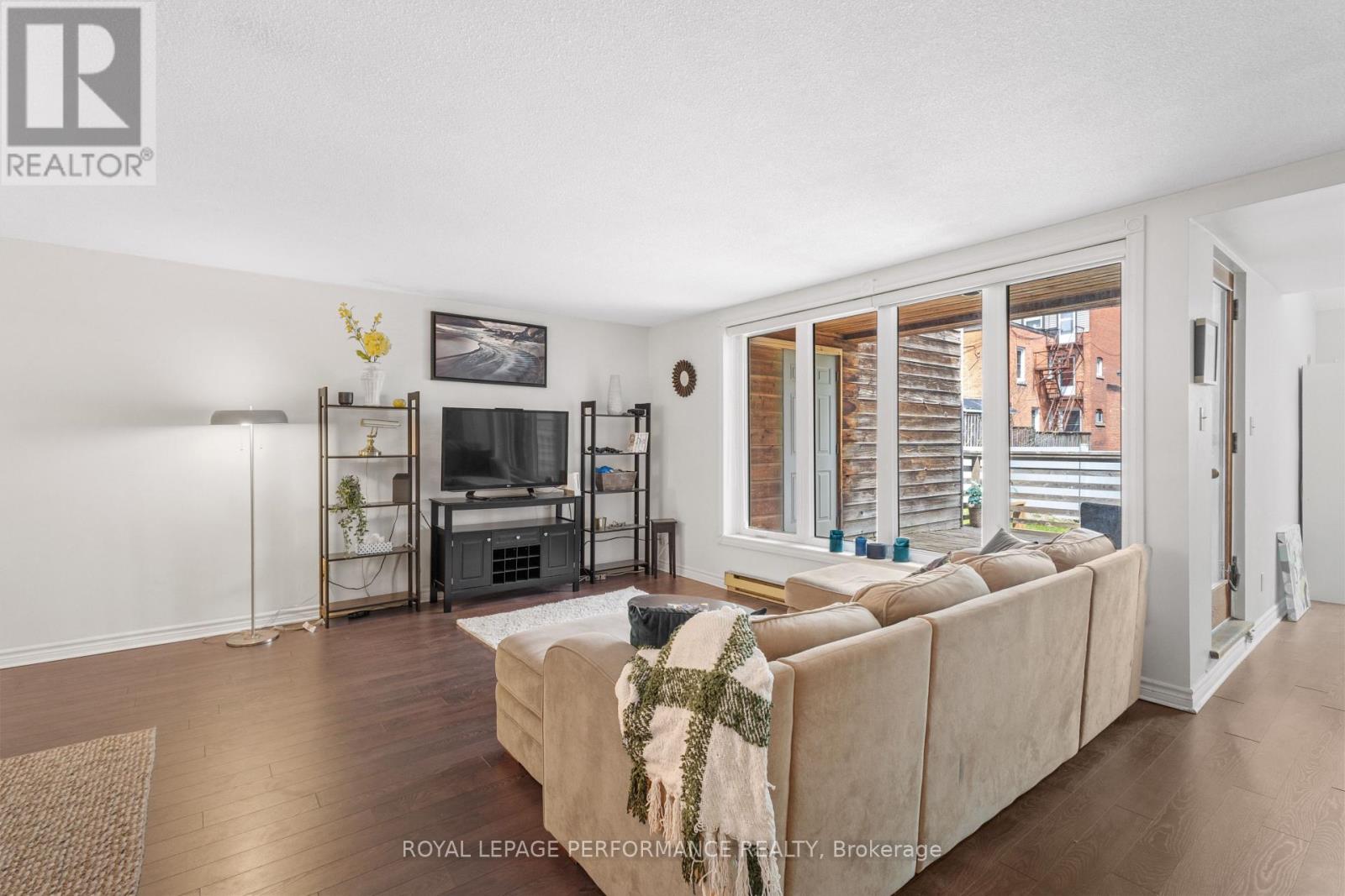 2 - 71 Sweetland Avenue, Ottawa, Ontario  K1N 7T9 - Photo 14 - X13104288