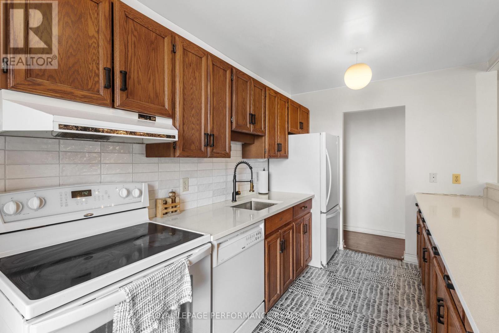 2 - 71 Sweetland Avenue, Ottawa, Ontario  K1N 7T9 - Photo 6 - X13104288
