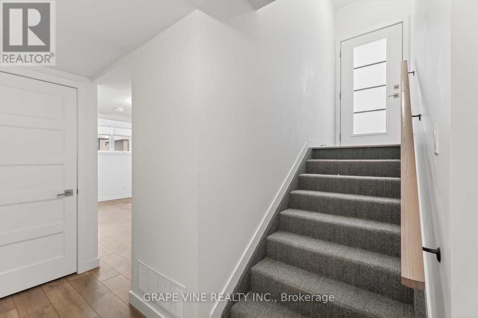 218-218a Cypress Street, The Nation, Ontario  K0A 2M0 - Photo 5 - X13104608