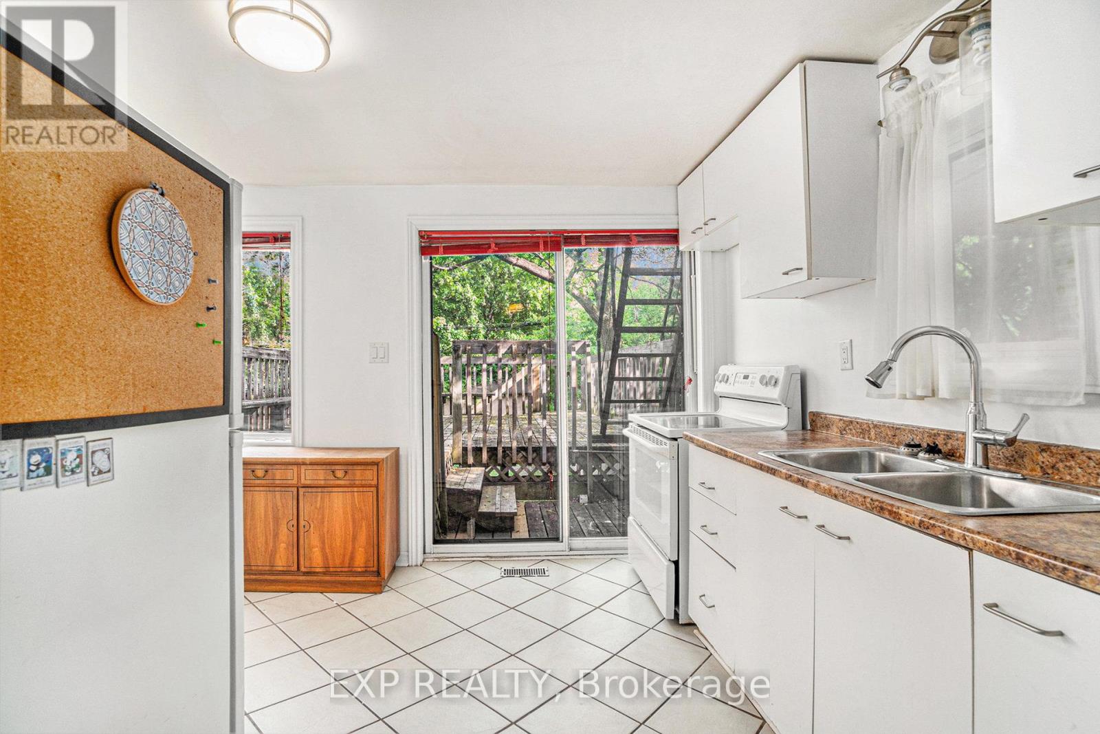 350 Fifth Avenue, Ottawa, Ontario  K1S 2N8 - Photo 5 - X13105004