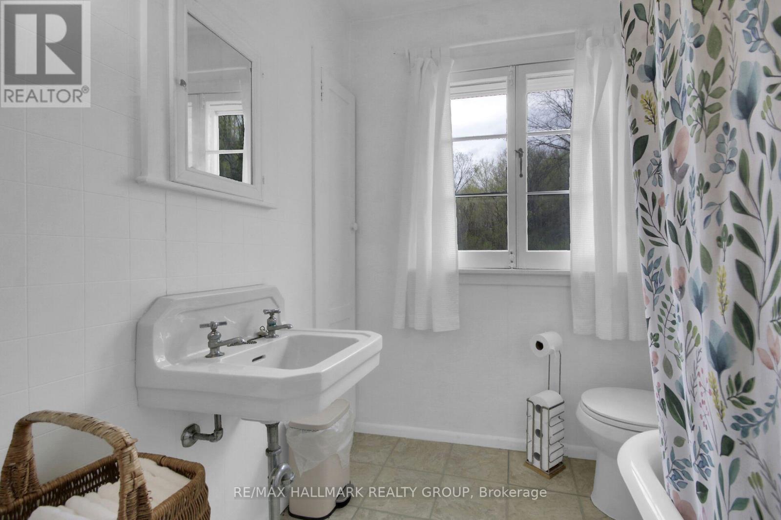 350 Berry Side Road, Ottawa, Ontario  K0A 1T0 - Photo 29 - X13105038