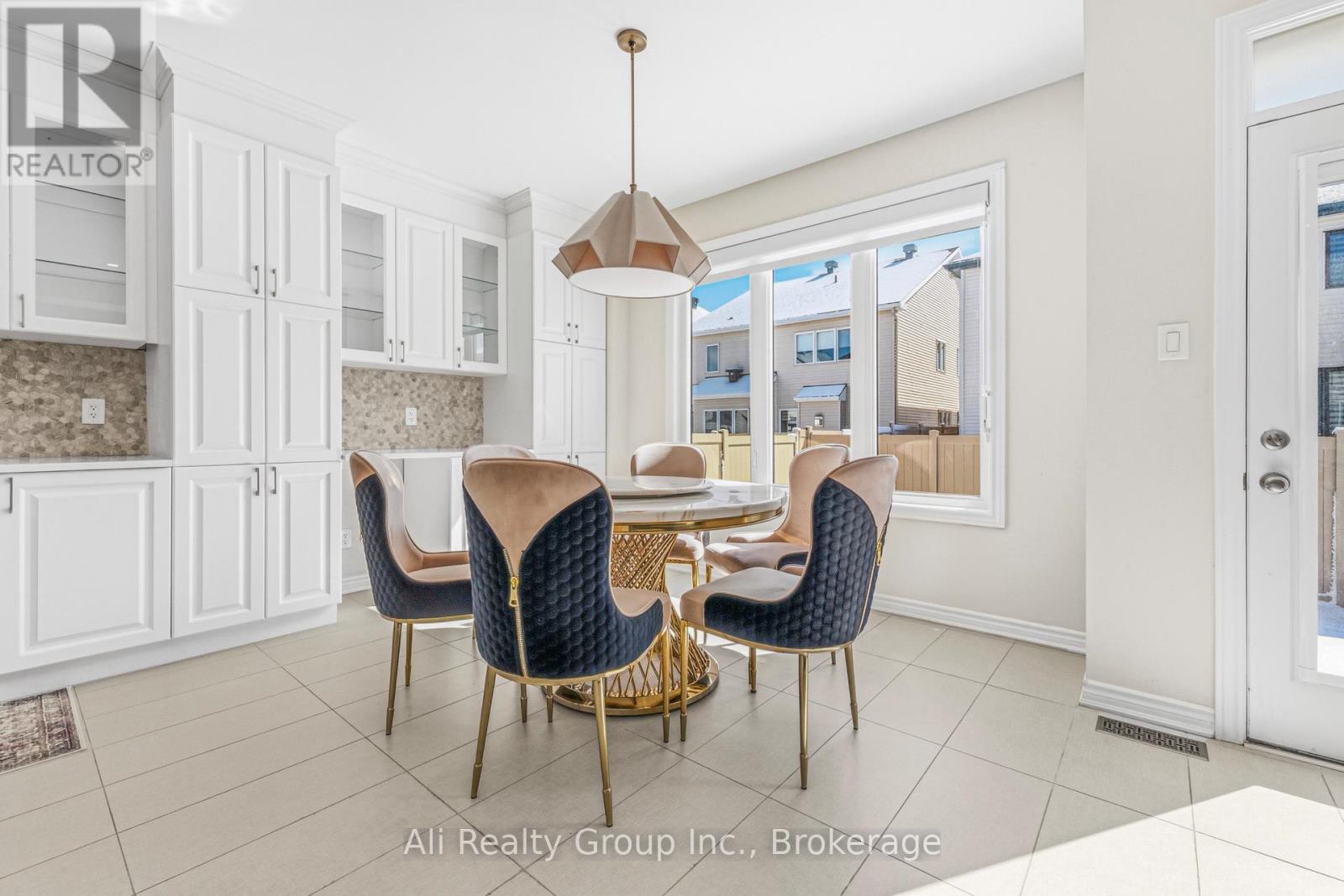 38 Mudminnow Crescent, Ottawa, Ontario  K4A 5H8 - Photo 7 - X13105852
