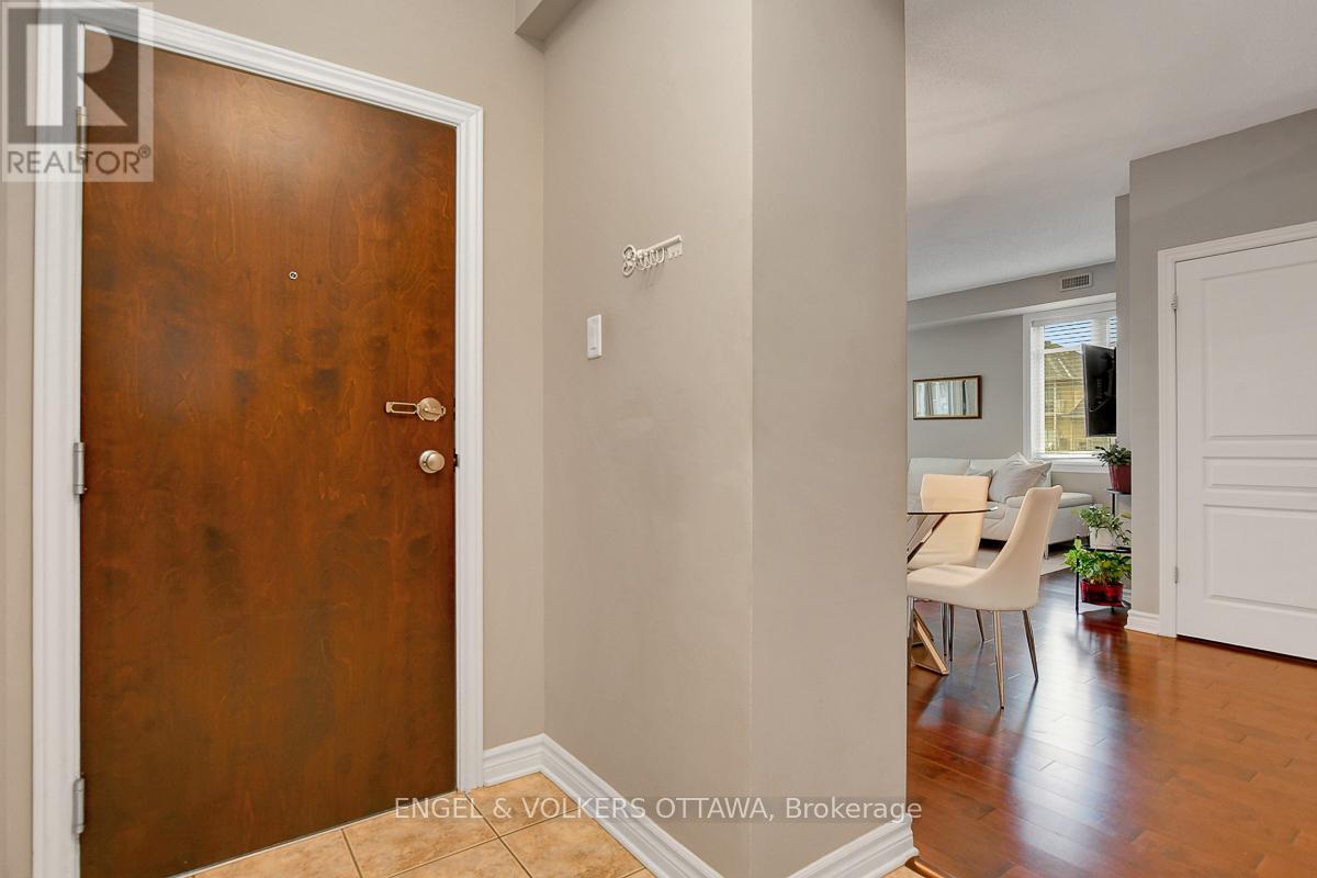 E - 188 Hornchurch Lane, Ottawa, Ontario  K2J 2T3 - Photo 2 - X13105958