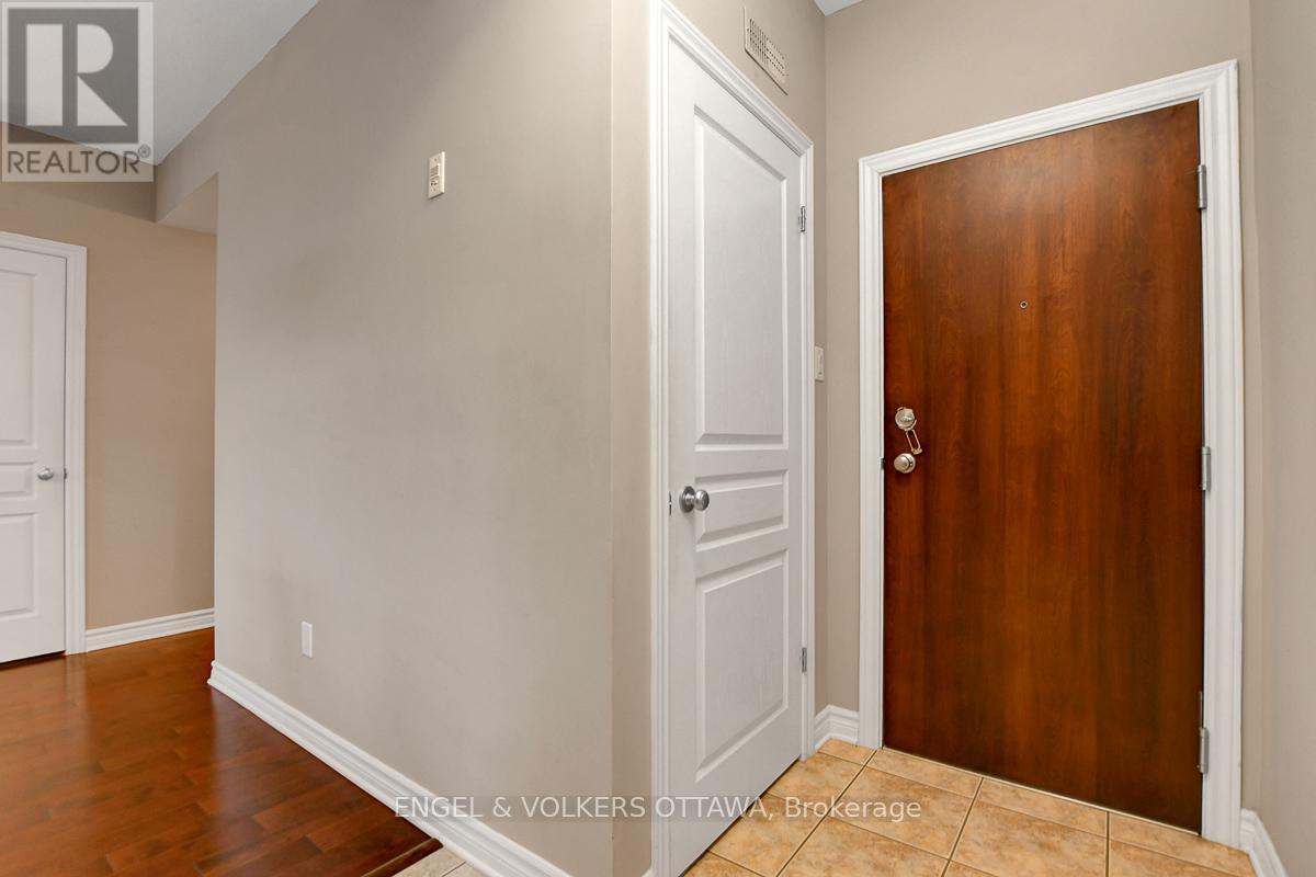 E - 188 Hornchurch Lane, Ottawa, Ontario  K2J 2T3 - Photo 3 - X13105958