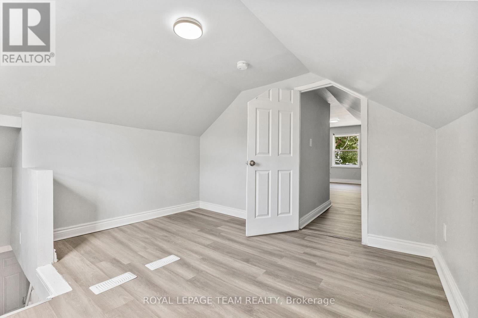 105 Jolliet Avenue, Ottawa, Ontario  K1L 5H1 - Photo 25 - X13106220