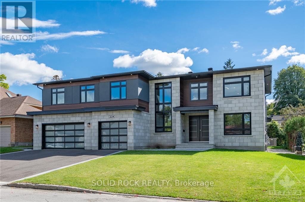 224 ROGER ROAD, Ottawa, Ontario
