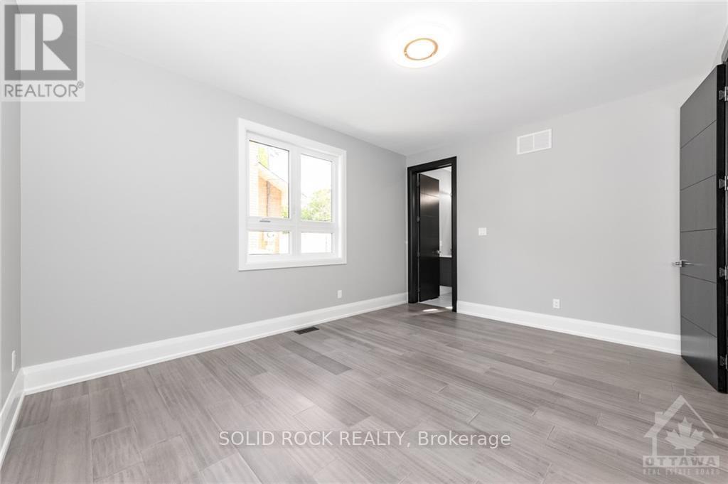 224 Roger Road, Ottawa, Ontario  K1H 5C6 - Photo 11 - X13106226