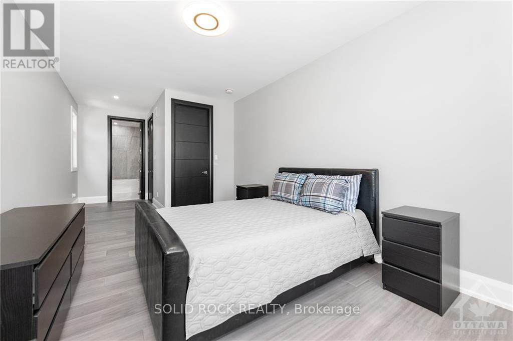 224 Roger Road, Ottawa, Ontario  K1H 5C6 - Photo 22 - X13106226