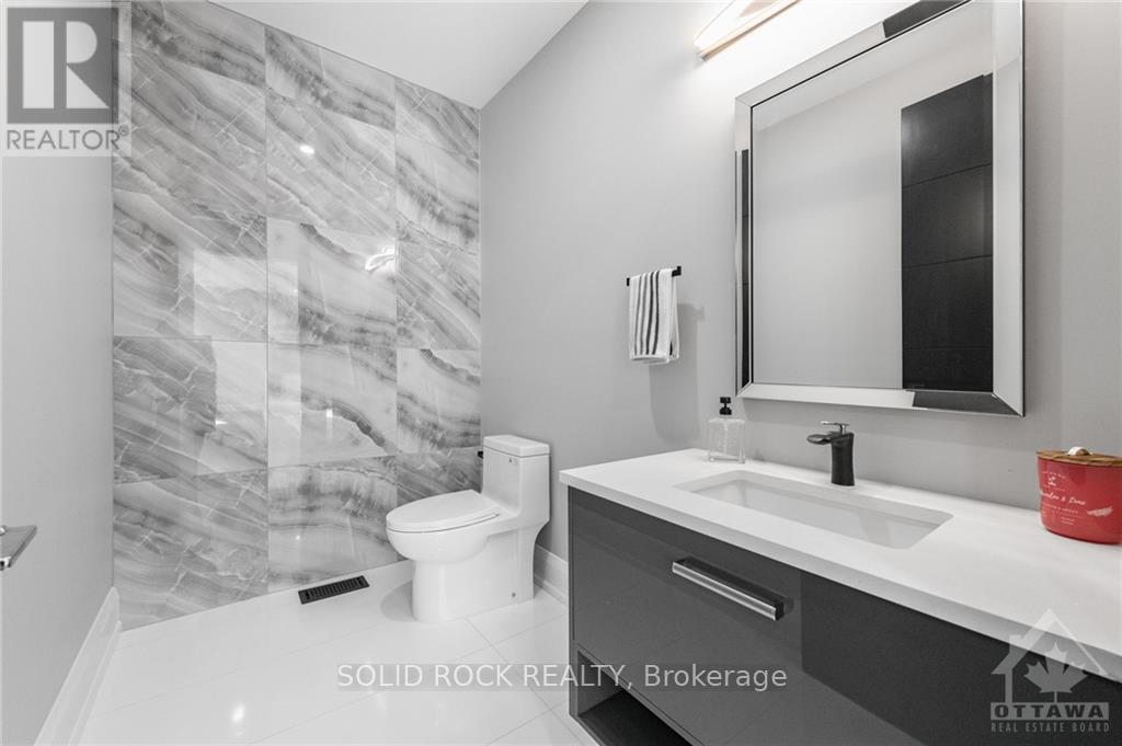 224 Roger Road, Ottawa, Ontario  K1H 5C6 - Photo 9 - X13106226