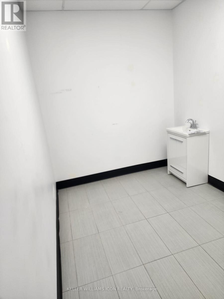Unit 5 Suite 11 - 224 Hunt Club Road, Ottawa, Ontario  K1V 1C1 - Photo 4 - X13106356