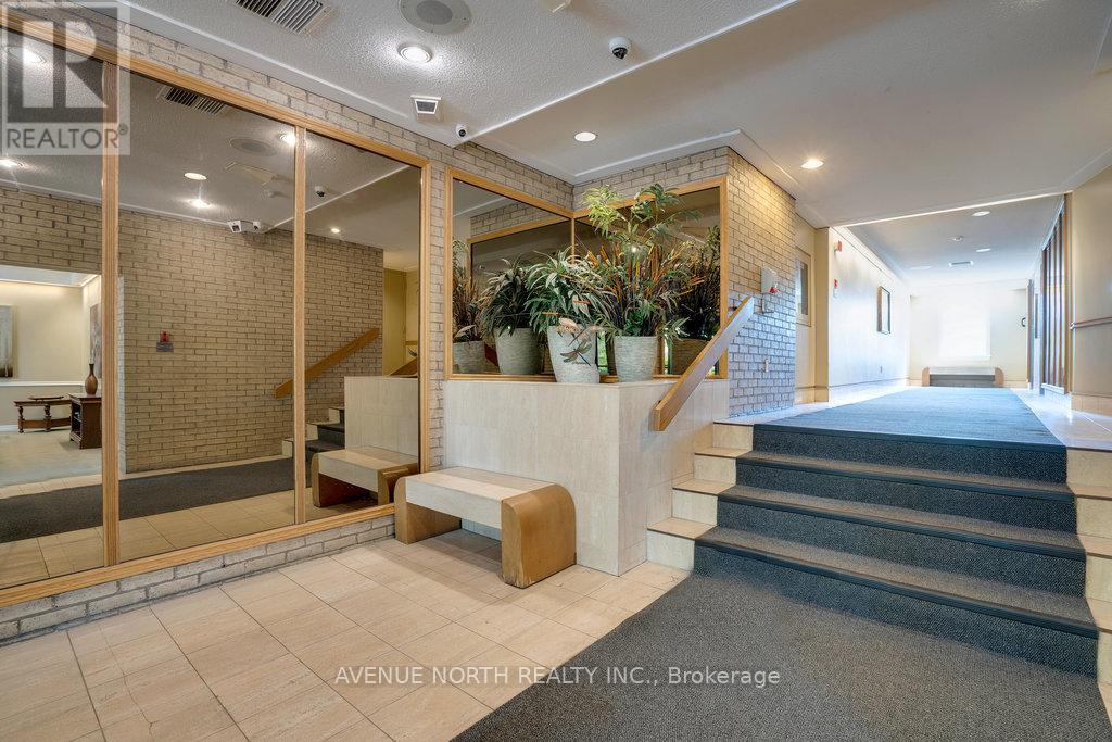 708 - 1100 Ambleside Drive, Ottawa, Ontario  K2B 8G6 - Photo 3 - X13106380