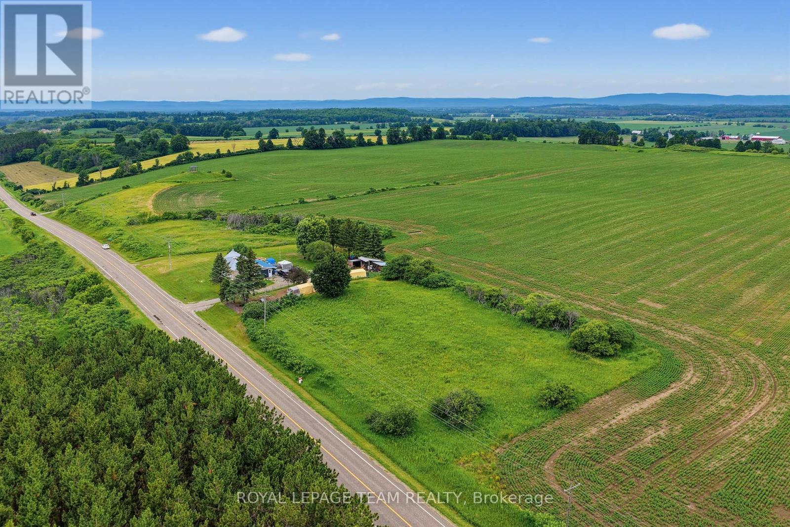 000 Lookout Road, Whitewater Region, Ontario  K0J 2L0 - Photo 4 - X13107138