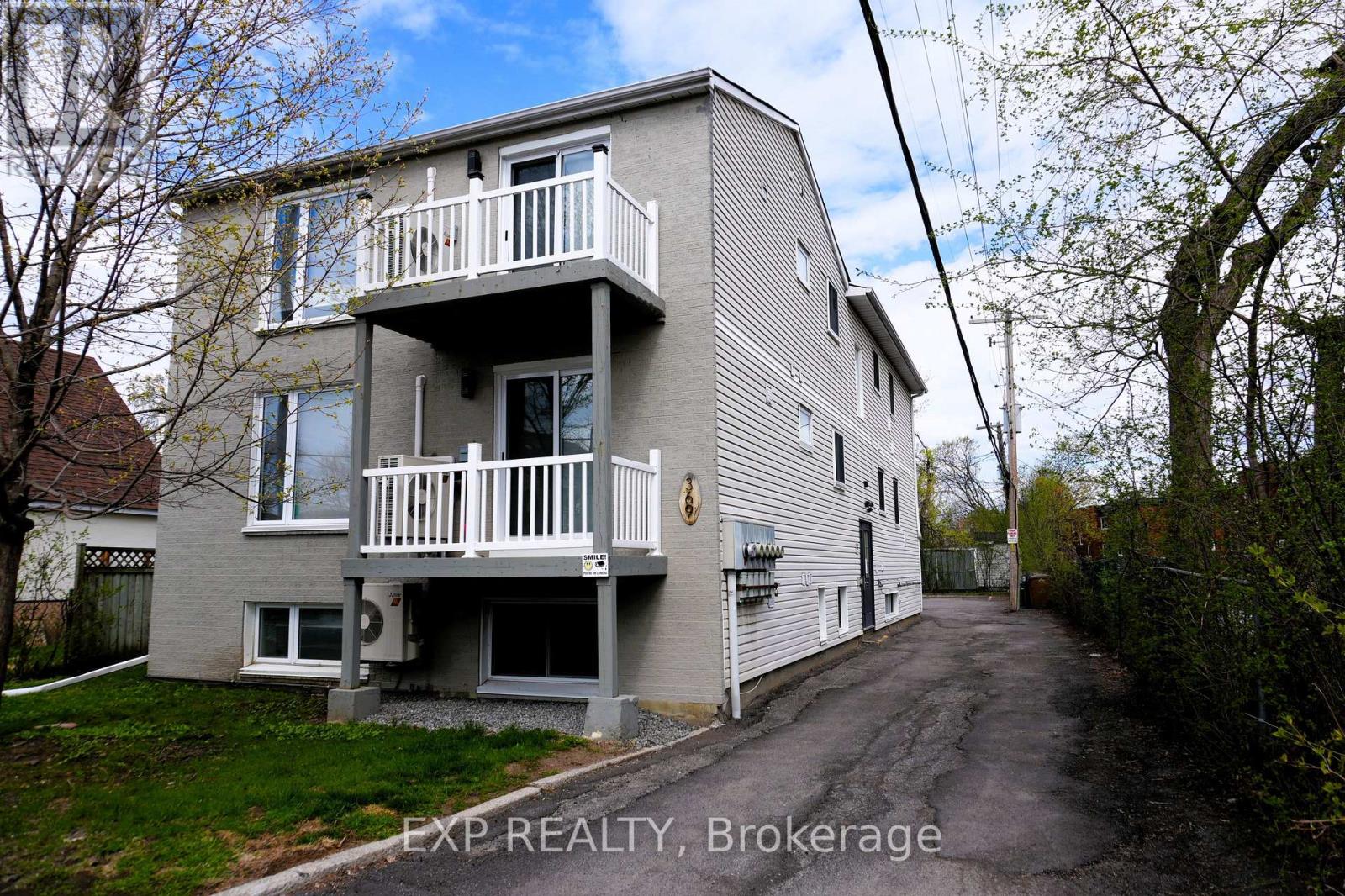 369 Lafontaine Avenue, Ottawa, Ontario  K1L 6X9 - Photo 2 - X13107874