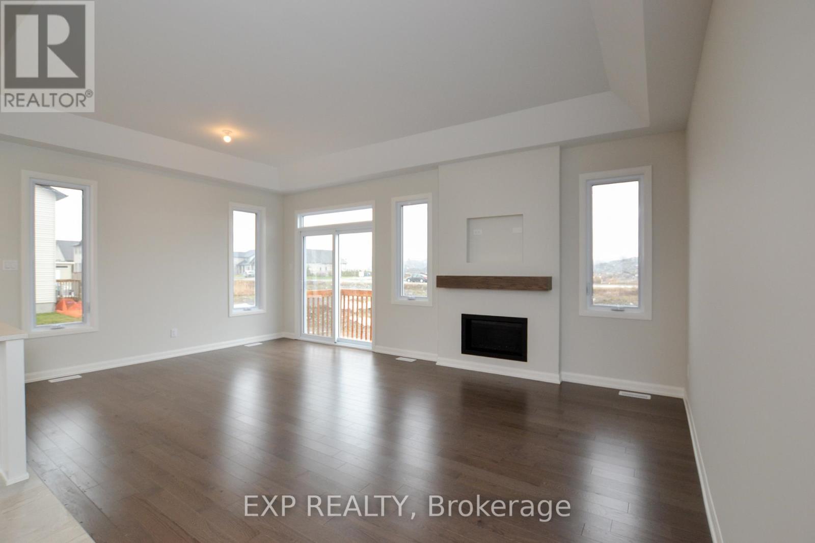 310 Turquoise Street, Clarence-Rockland, Ontario  K4K 0L5 - Photo 2 - X13107914