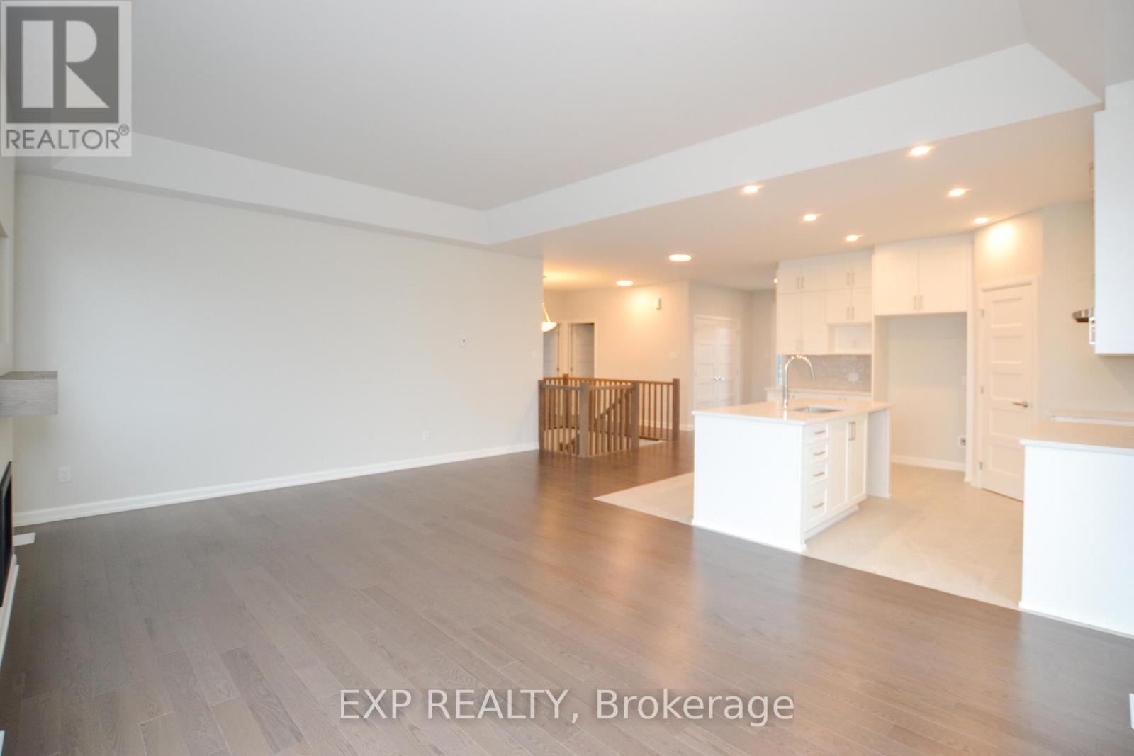 310 Turquoise Street, Clarence-Rockland, Ontario  K4K 0L5 - Photo 3 - X13107914
